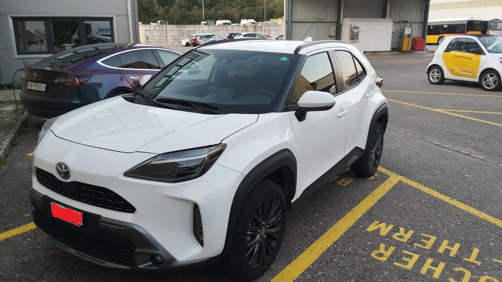 TOYOTA 1.5 VVT-i HSD Adventure AWD-i-image-1