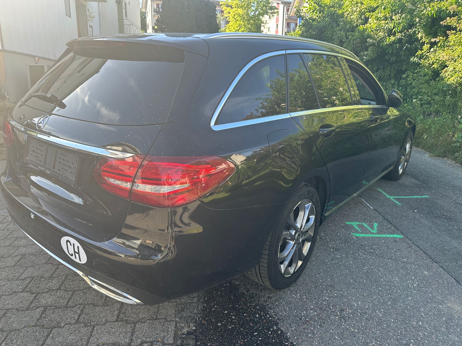 MERCEDES-BENZ C 220 d Avantgarde 4Matic 9G-Tronic-image-3
