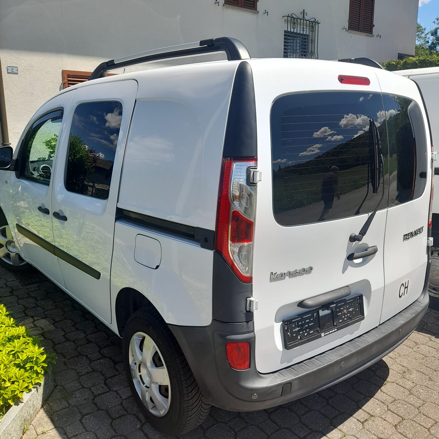 RENAULT Kangoo Medium dCi 110 Business-image-2