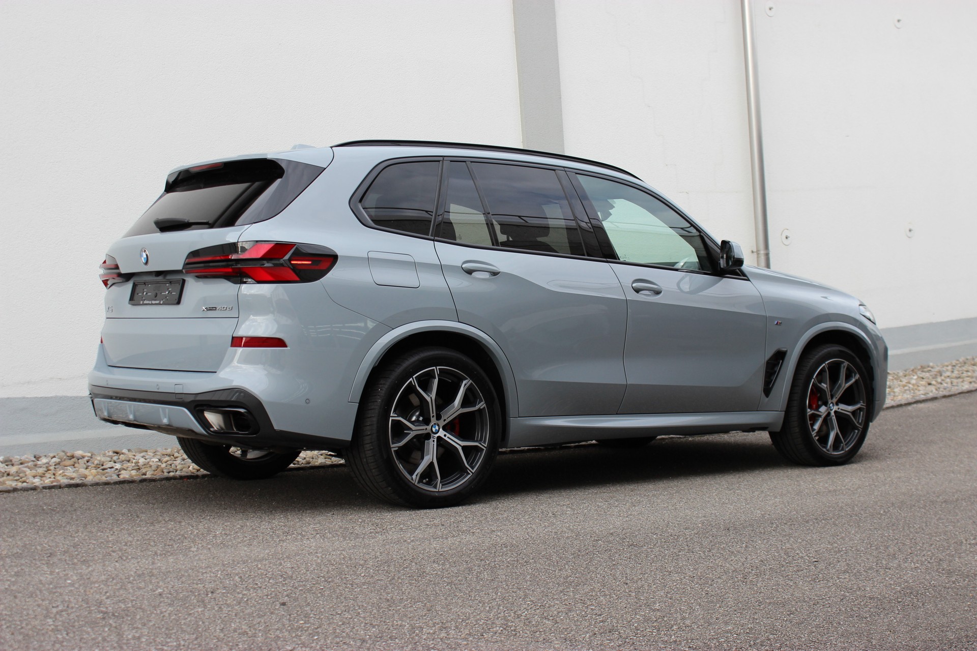 BMW X5 xDrive 48V 40d M Sport Pro STANDHEIZUNG *0.9%-LEASINGAKTION*-image-2