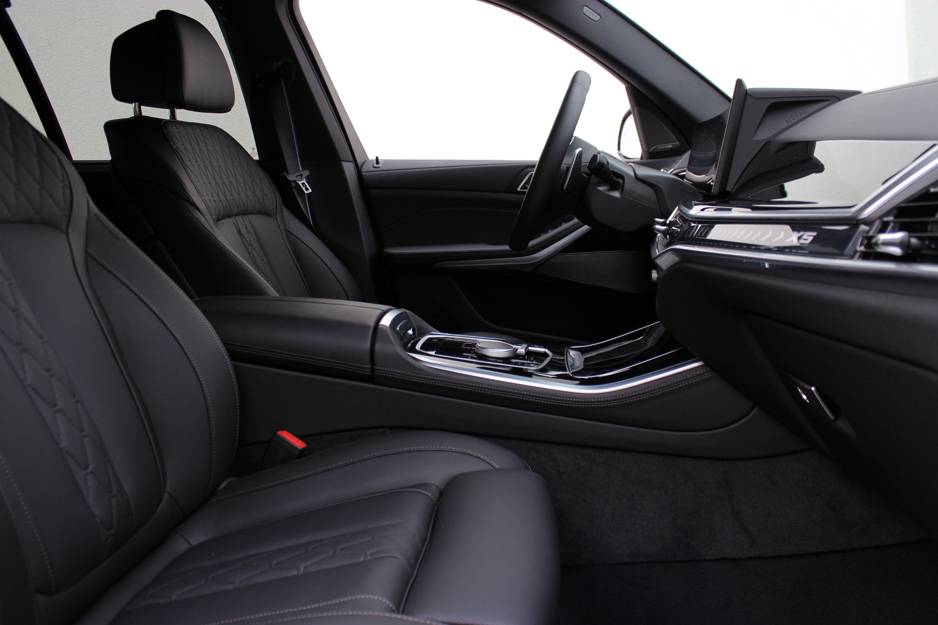 BMW X5 xDrive 48V 40d M Sport Pro STANDHEIZUNG *0.9%-LEASINGAKTION*-image-3