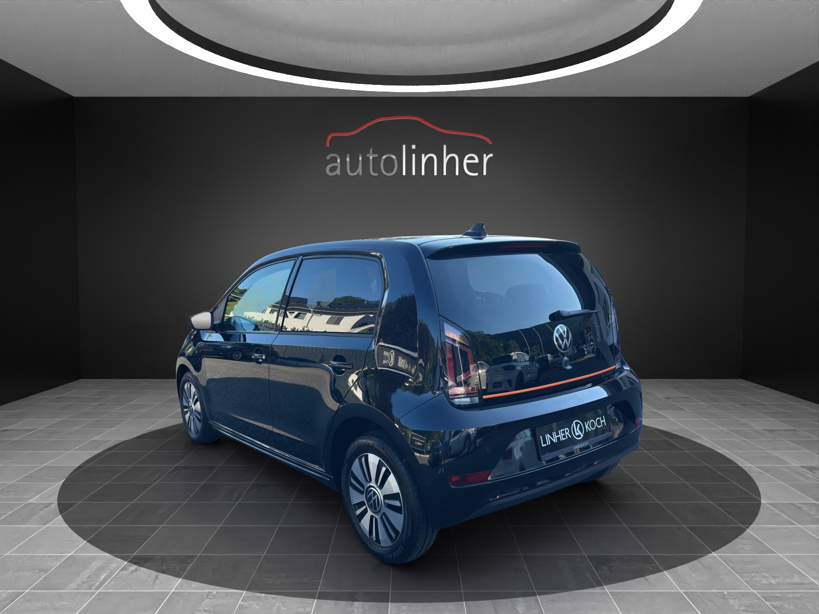 VW e-Up-showroom-element-2