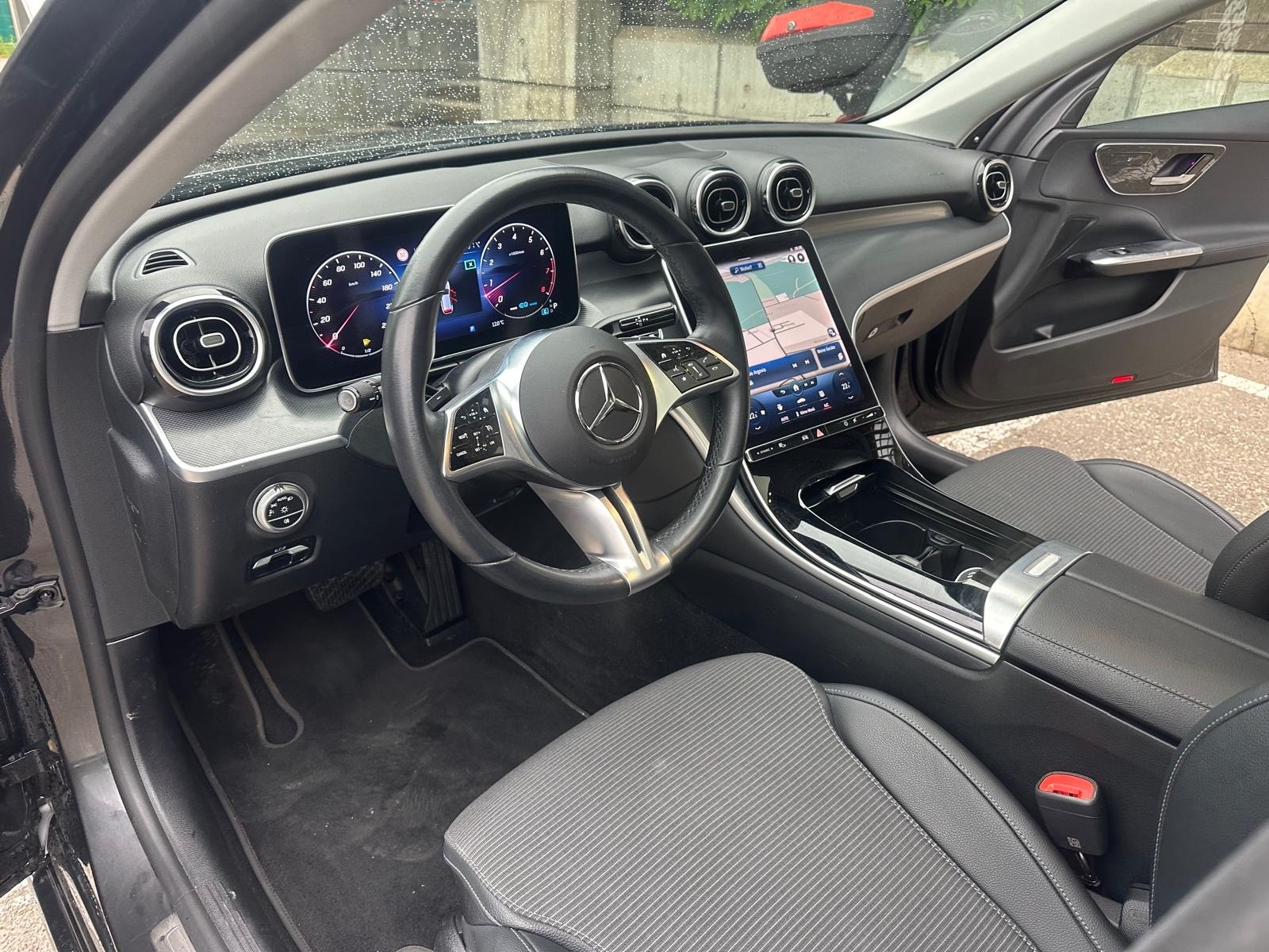 MERCEDES-BENZ C 200 T 4Matic All-Terain Avantgarde-image-9
