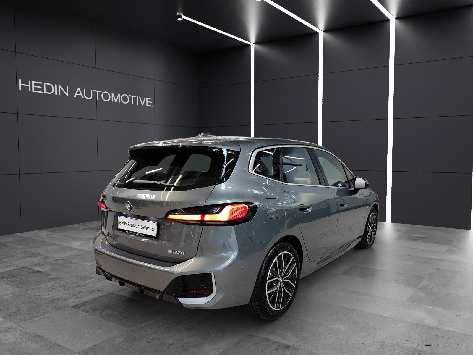 BMW 223i xDrive SDKG Active Tourer-image-5