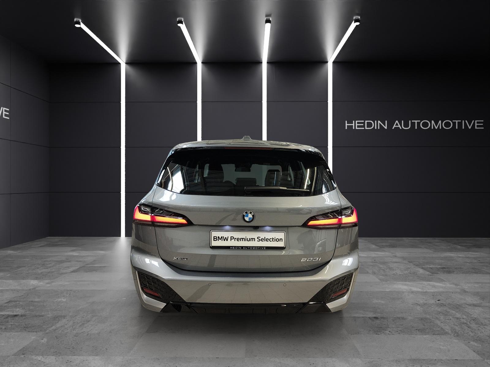 BMW 223i xDrive SDKG Active Tourer-image-4