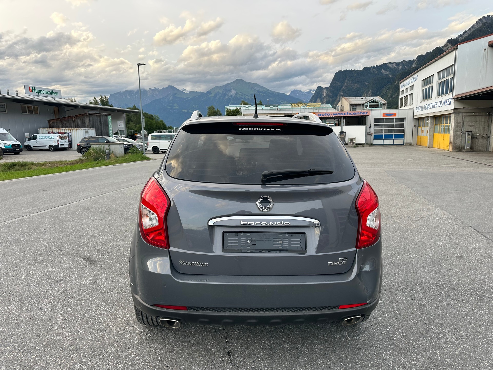 KGM-SsangYong Korando 2.0 e-XDI Quartz 4WD-image-4