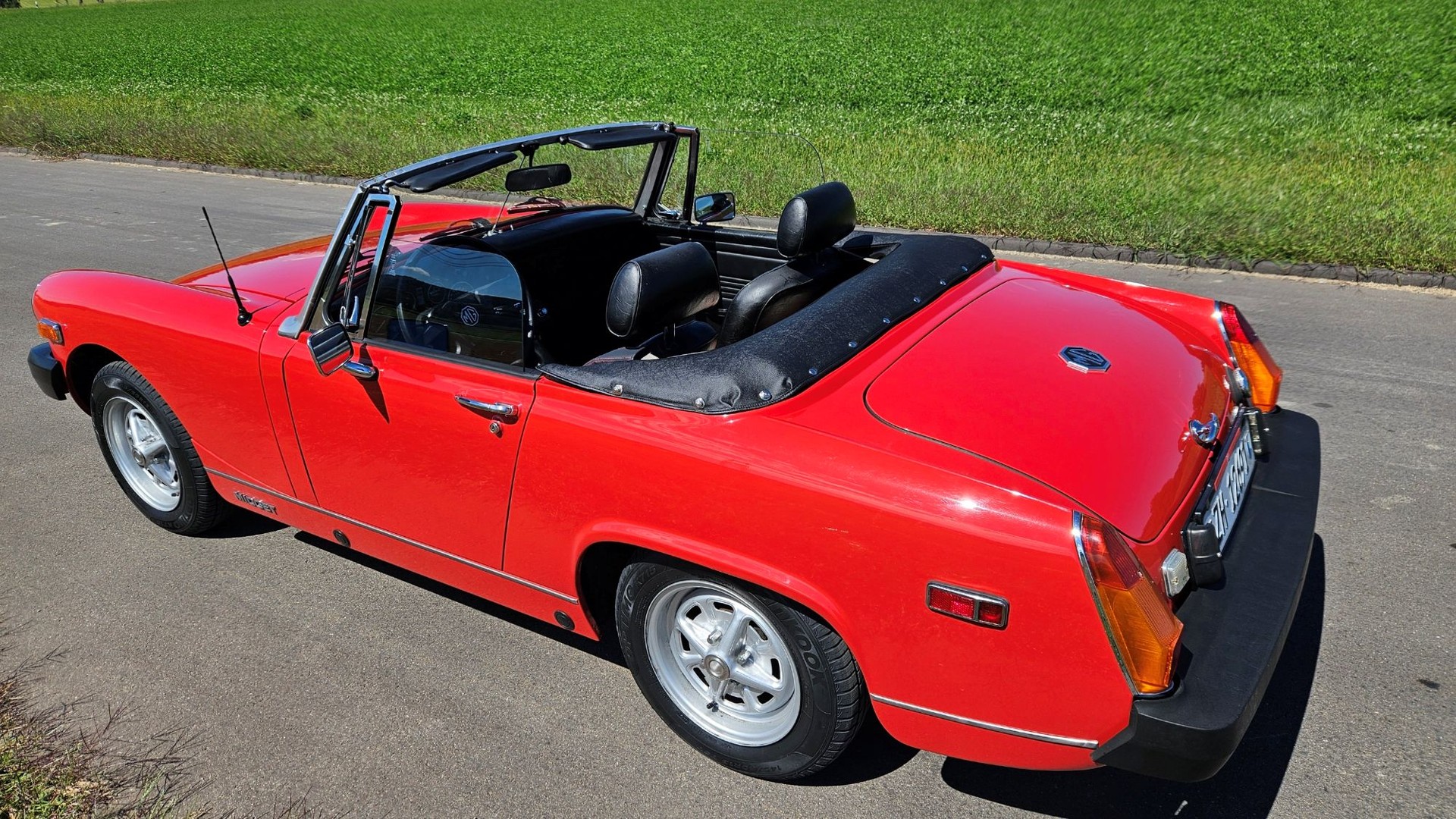 MG 1500-image-4