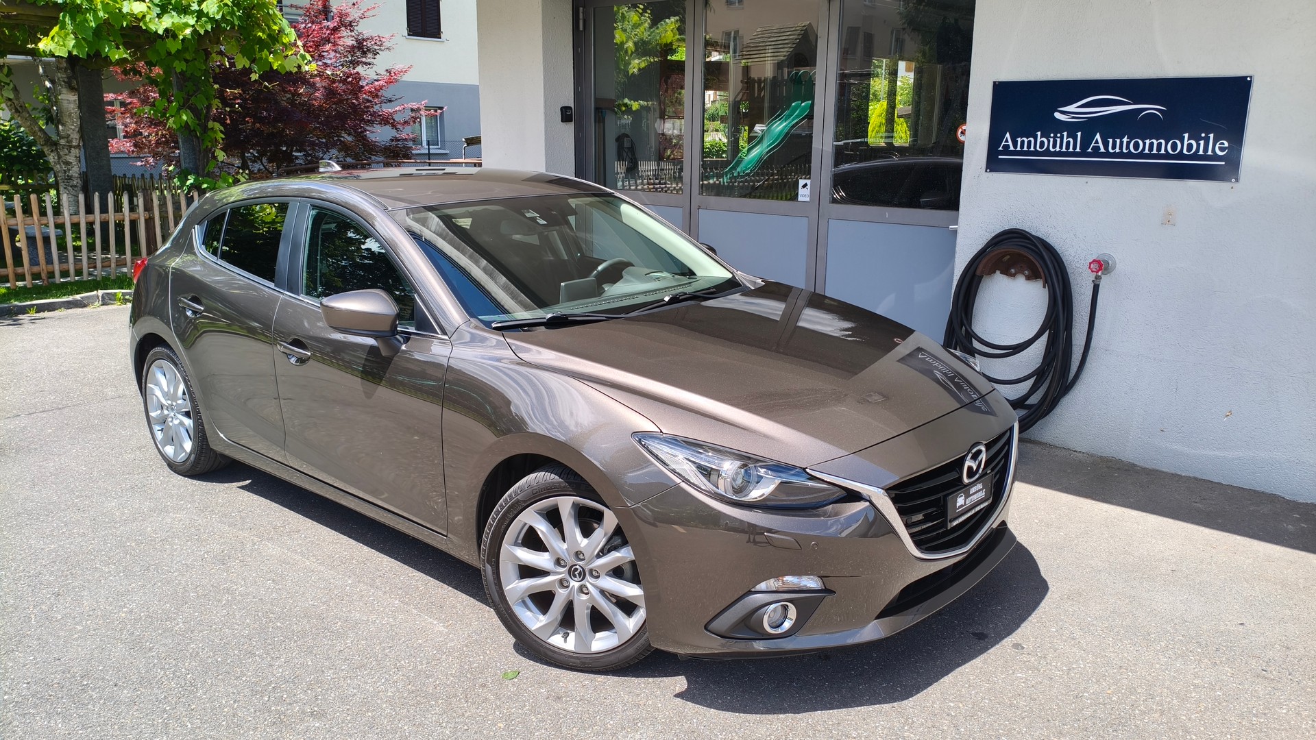 MAZDA 3 2.0 16V Revolution-image-0