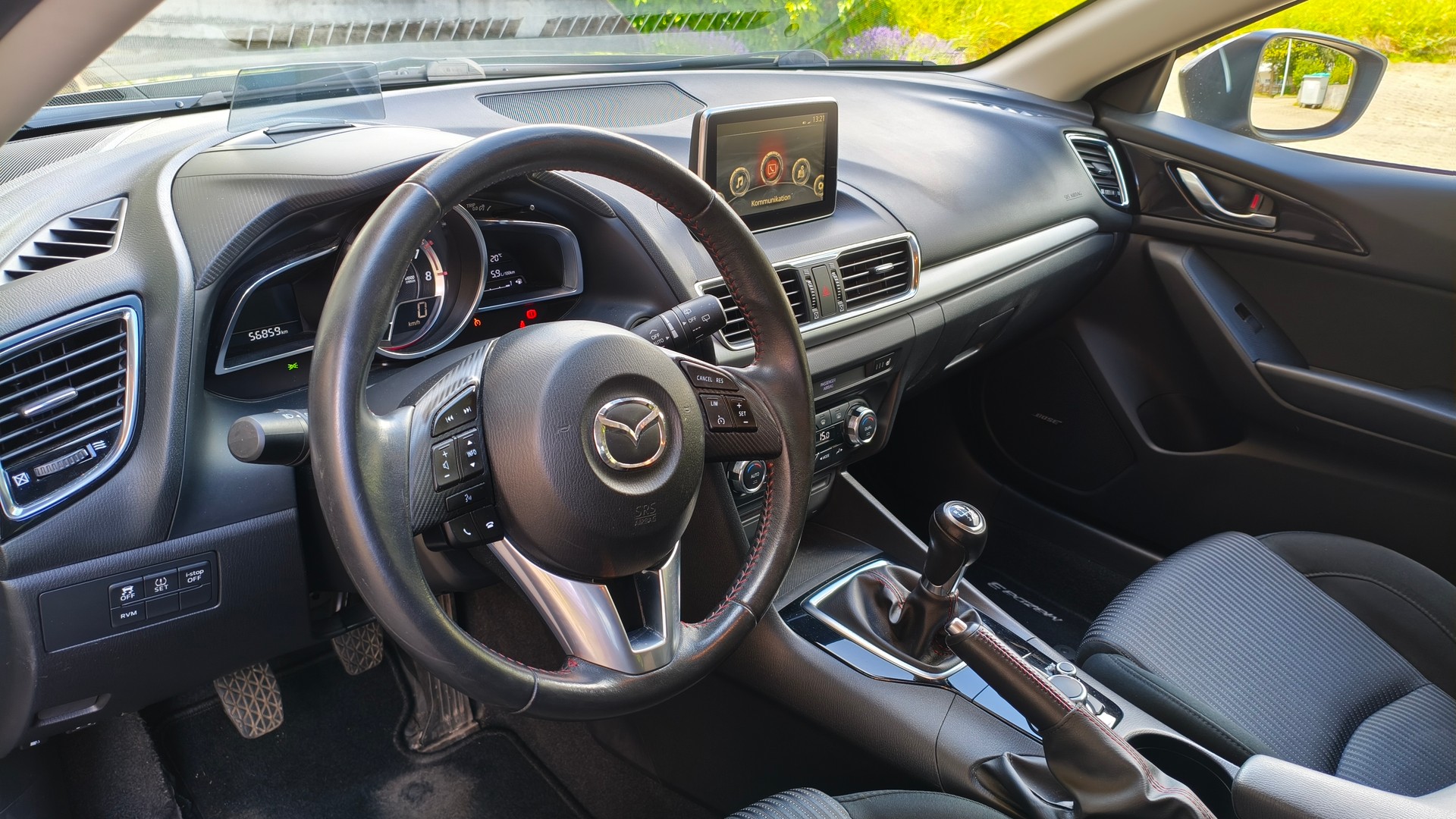 MAZDA 3 2.0 16V Revolution-image-7