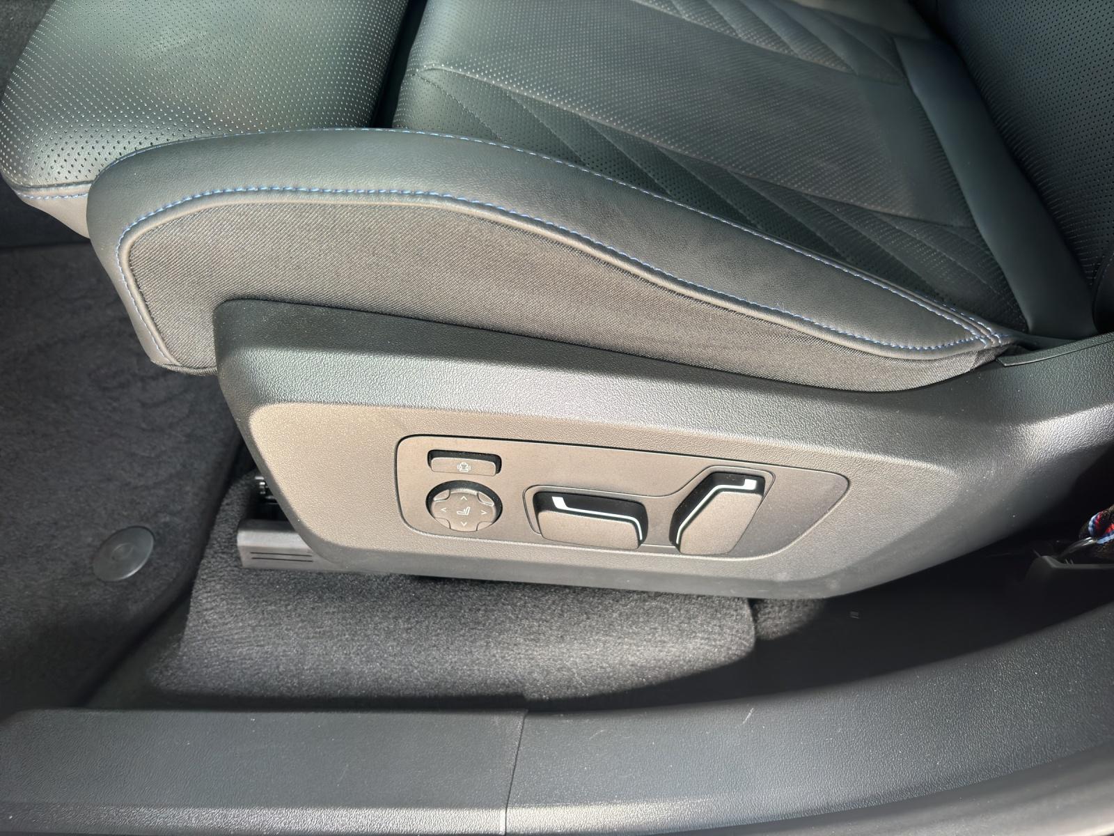 BMW X3 M50i-image-21
