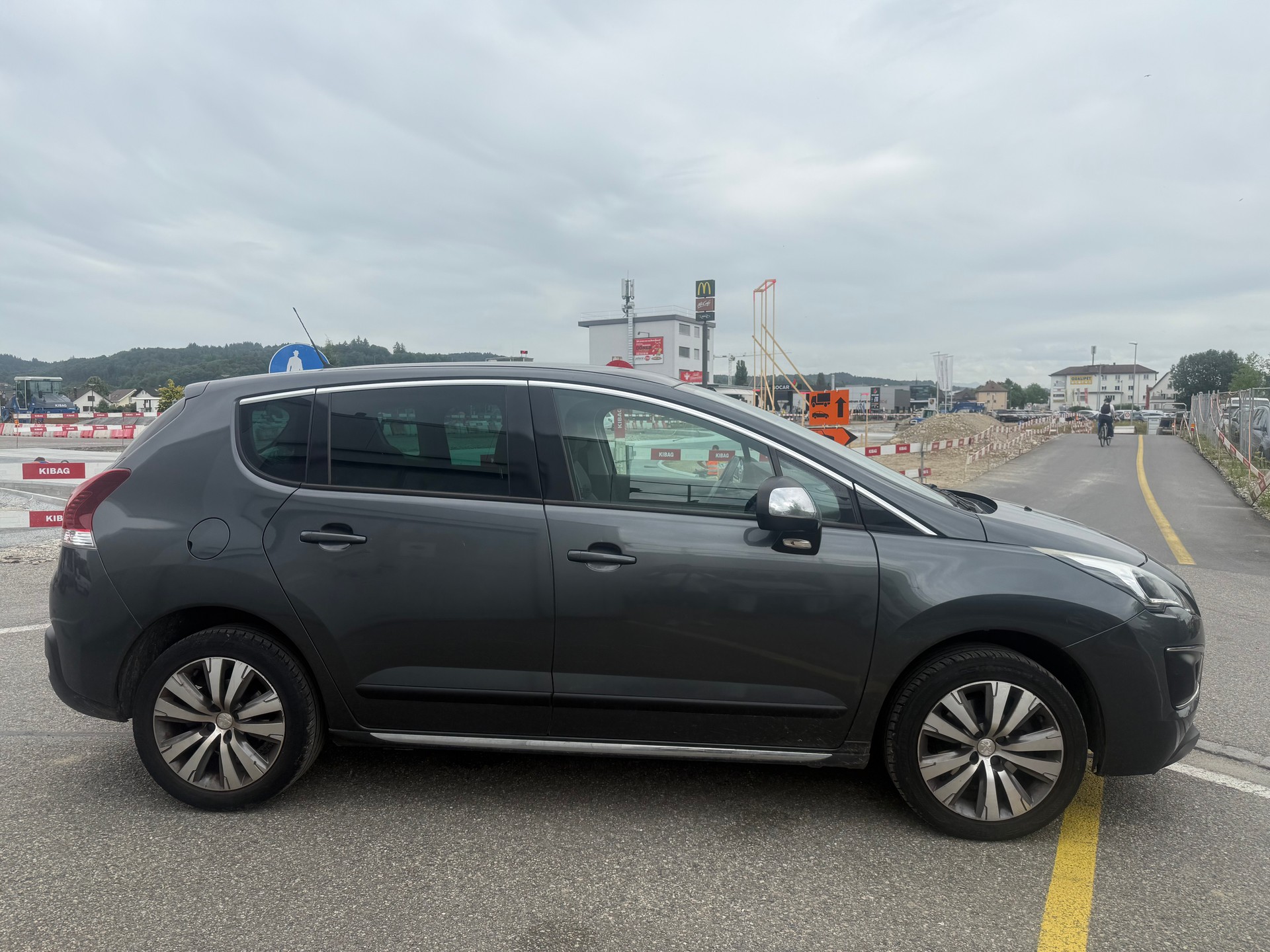 PEUGEOT 3008 1.6 16V T Allure Tiptronic-image-6