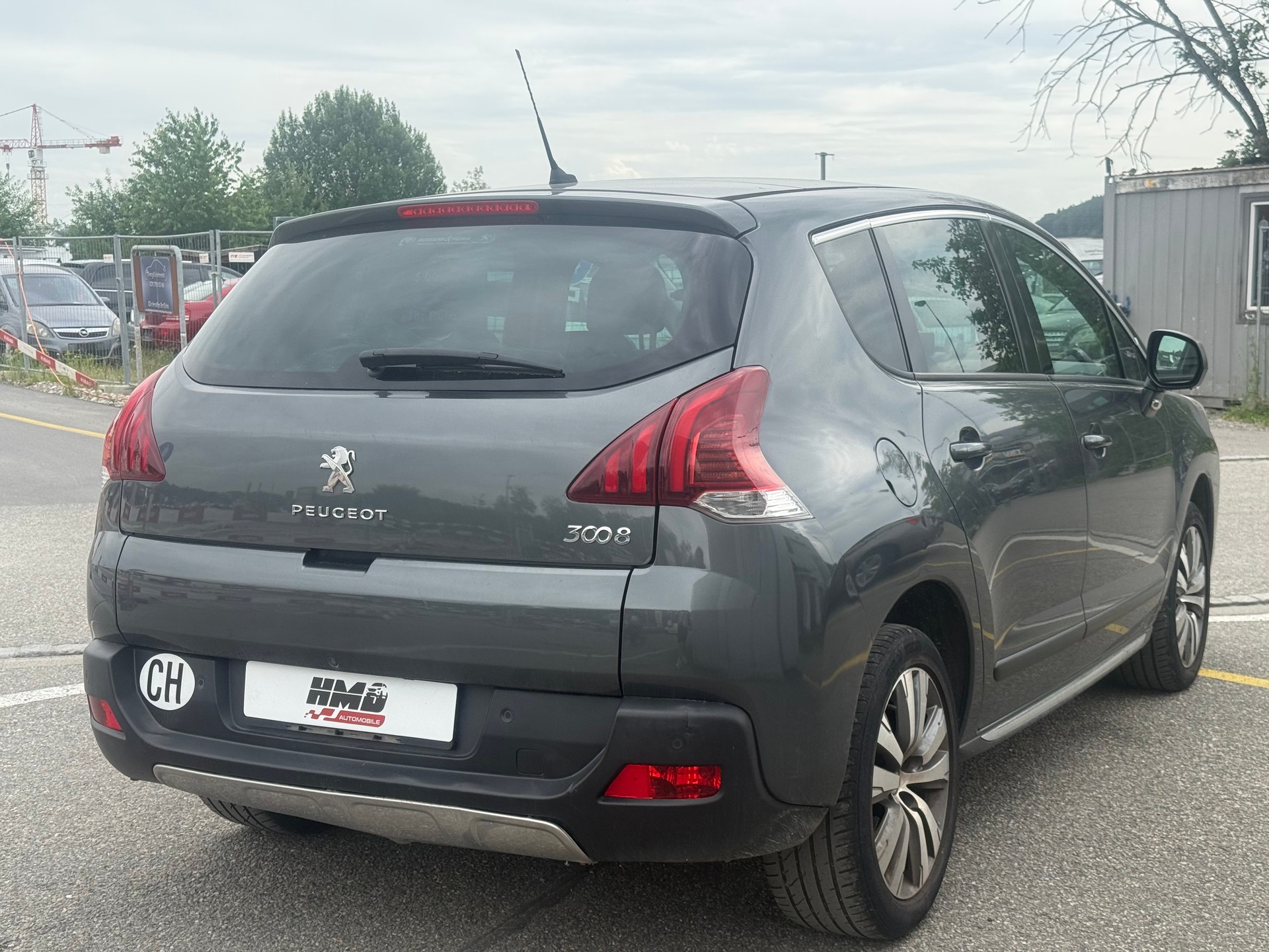 PEUGEOT 3008 1.6 16V T Allure Tiptronic-image-5