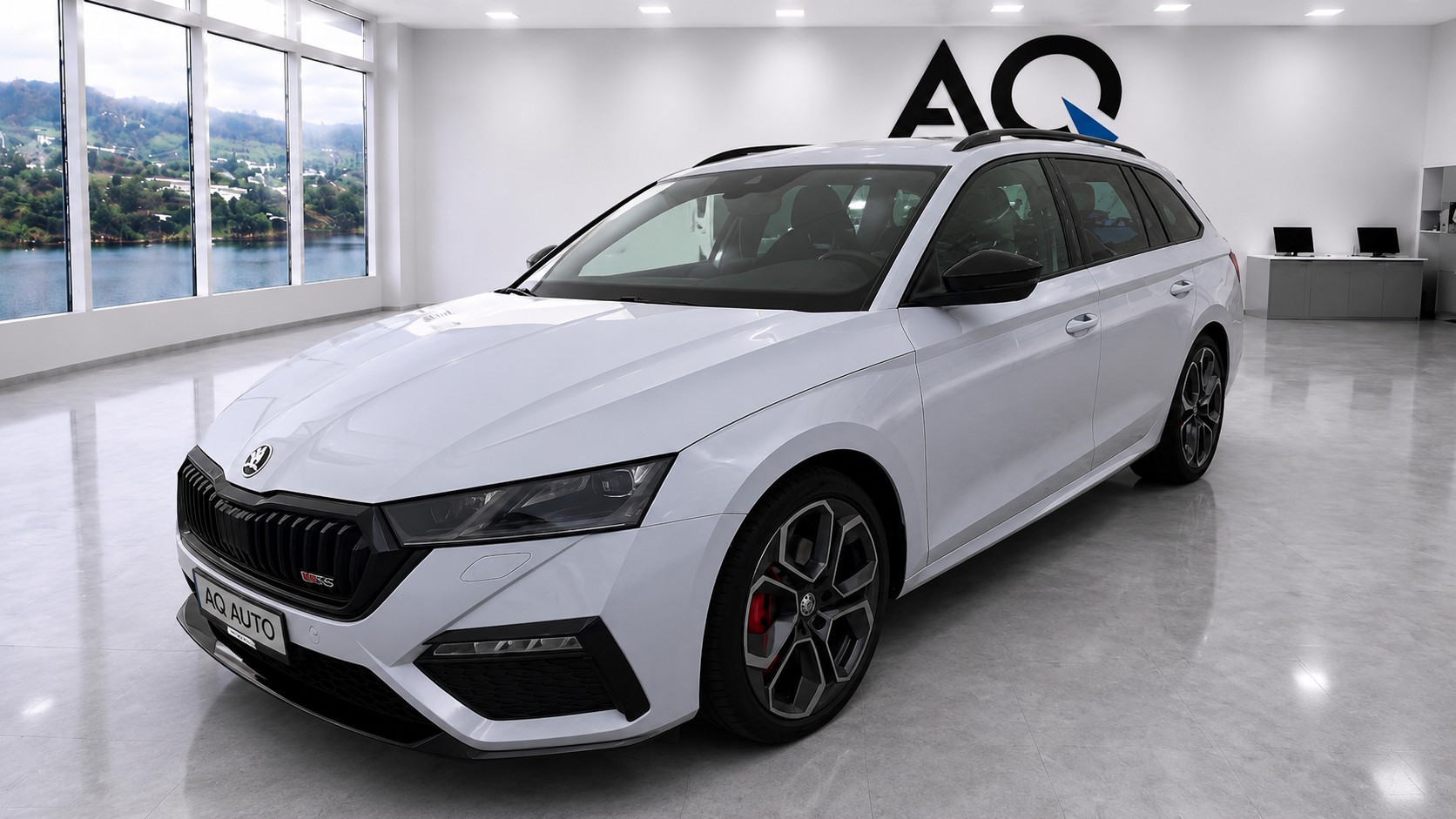 SKODA Octavia Combi 2.0 TDI DSG RS 4x4-image-0