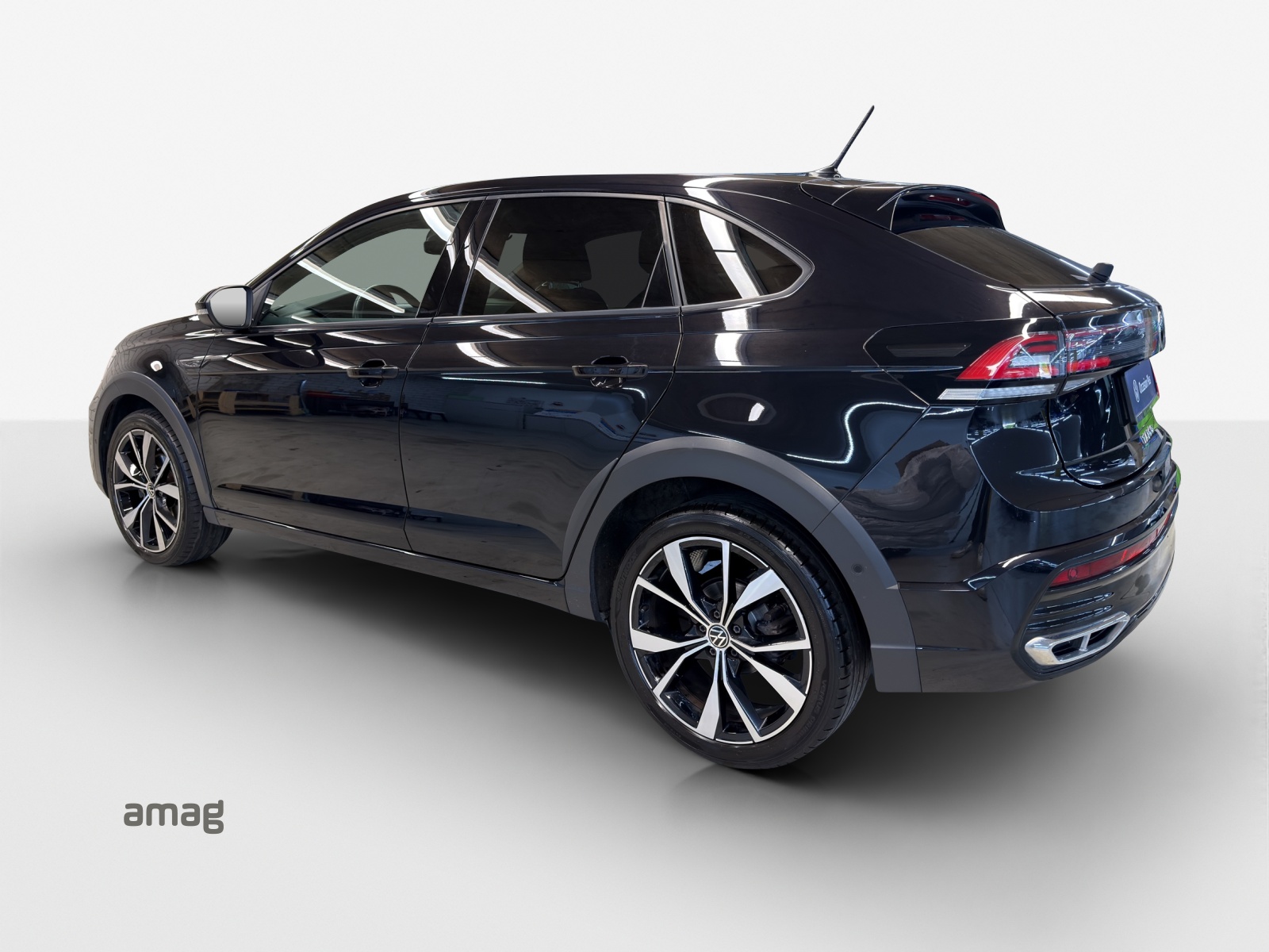 VW Taigo 1.5 TSI R-Line DSG-image-2