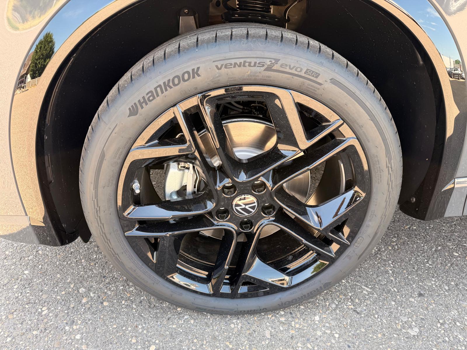 VW Tiguan 2.0 TSI DSG R-Line United 4Motion-image-9