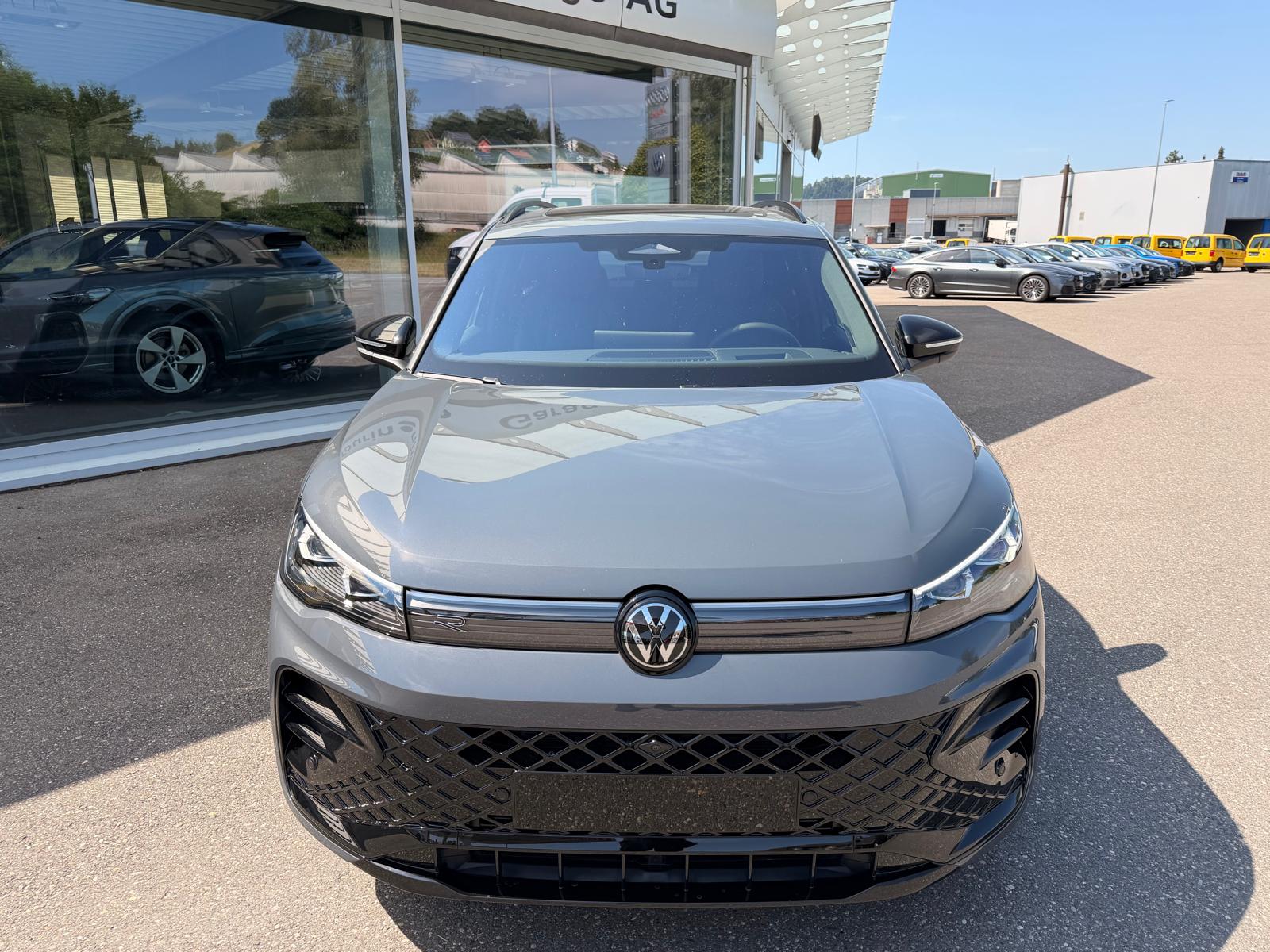 VW Tiguan 2.0 TSI DSG R-Line United 4Motion-image-7