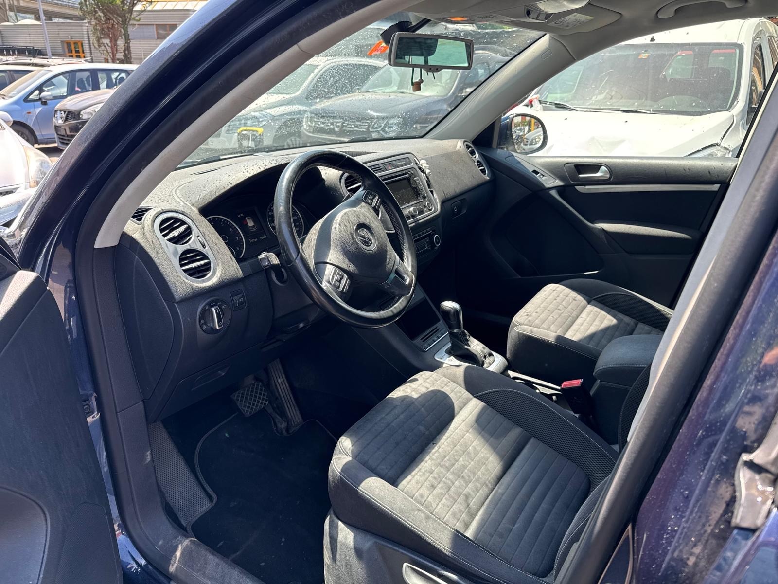 VW Tiguan 2.0 TSI Design 4Motion DSG-image-7