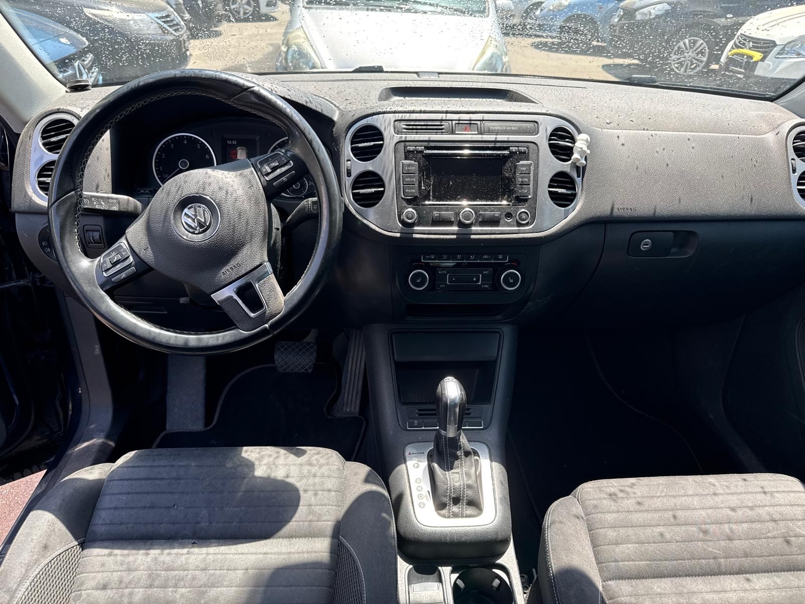 VW Tiguan 2.0 TSI Design 4Motion DSG-image-8