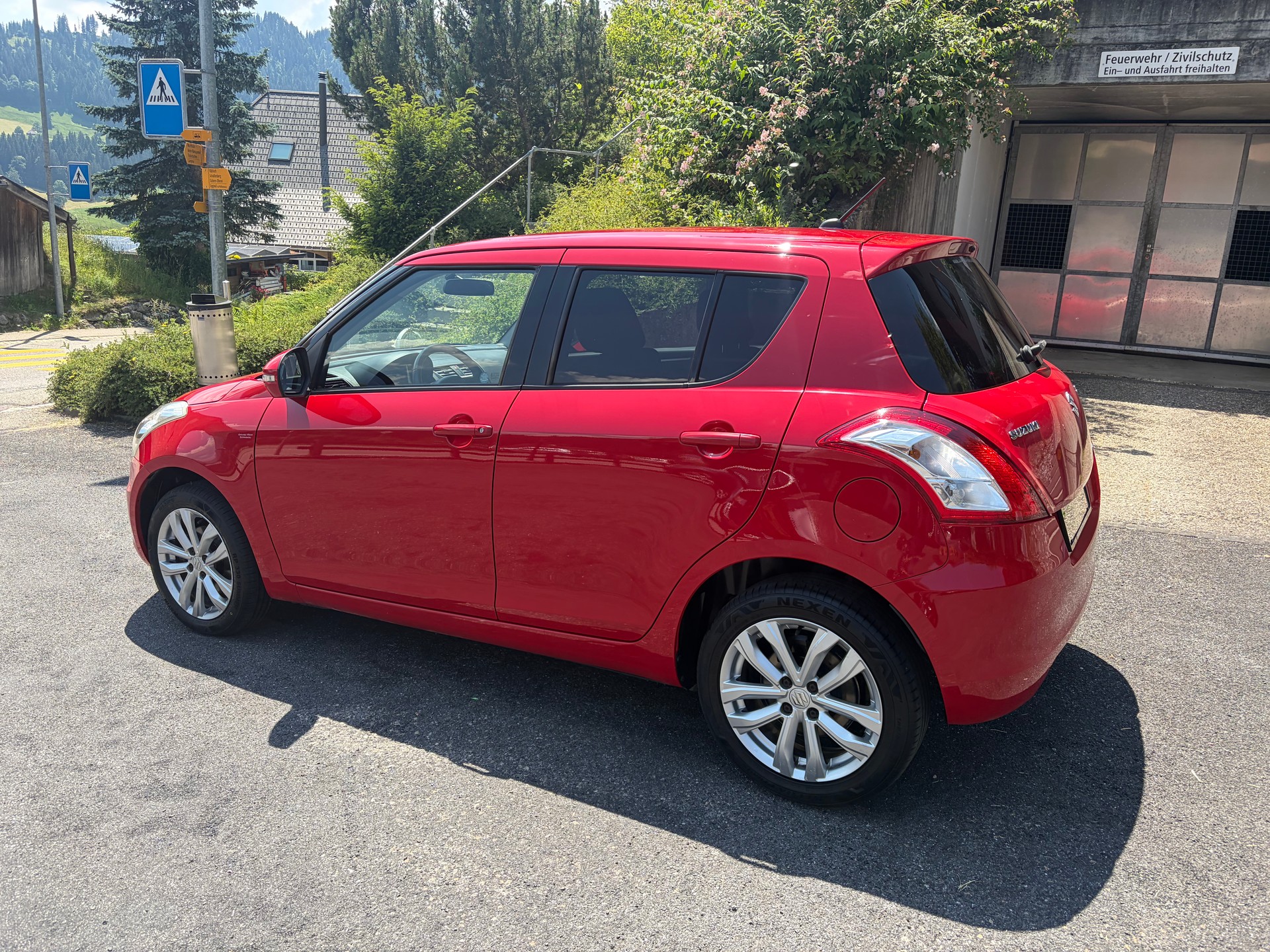 SUZUKI Swift 1.2i 16V GL Top Sergio Cellano 4x4-image-2