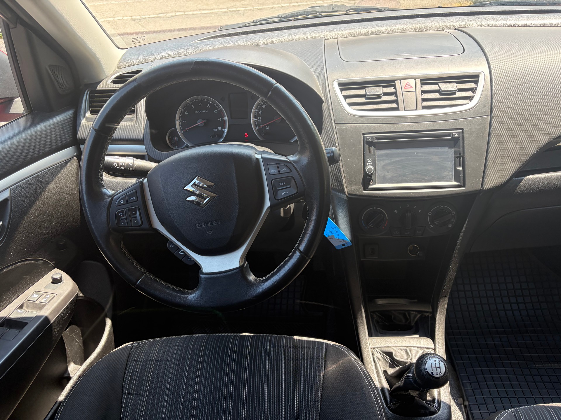 SUZUKI Swift 1.2i 16V GL Top Sergio Cellano 4x4-image-8