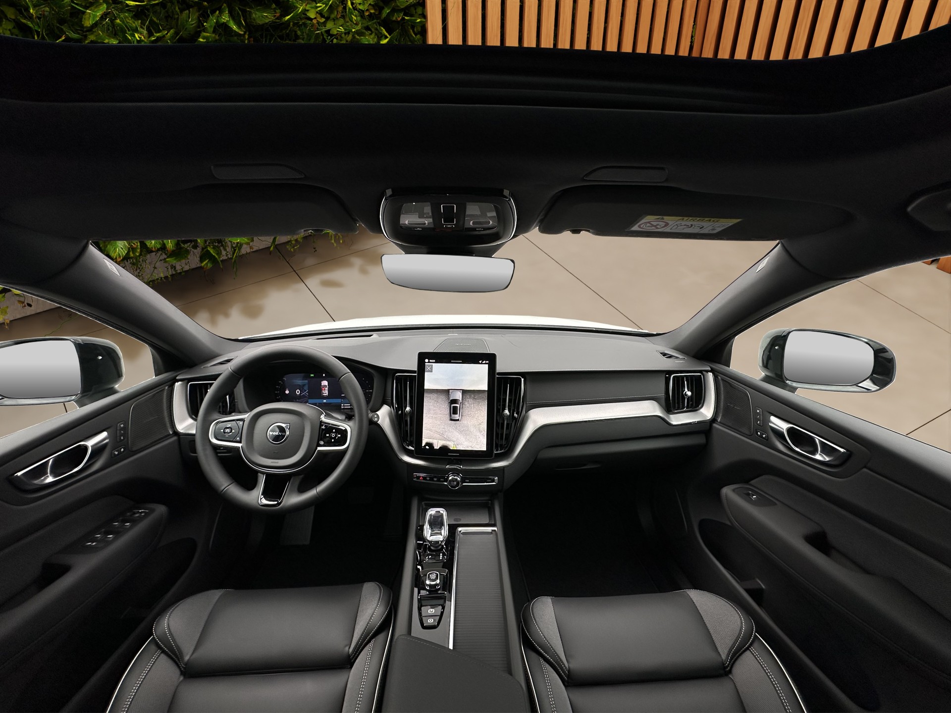 VOLVO XC60 2.0 B5 MH Black Edition AWD-image-8
