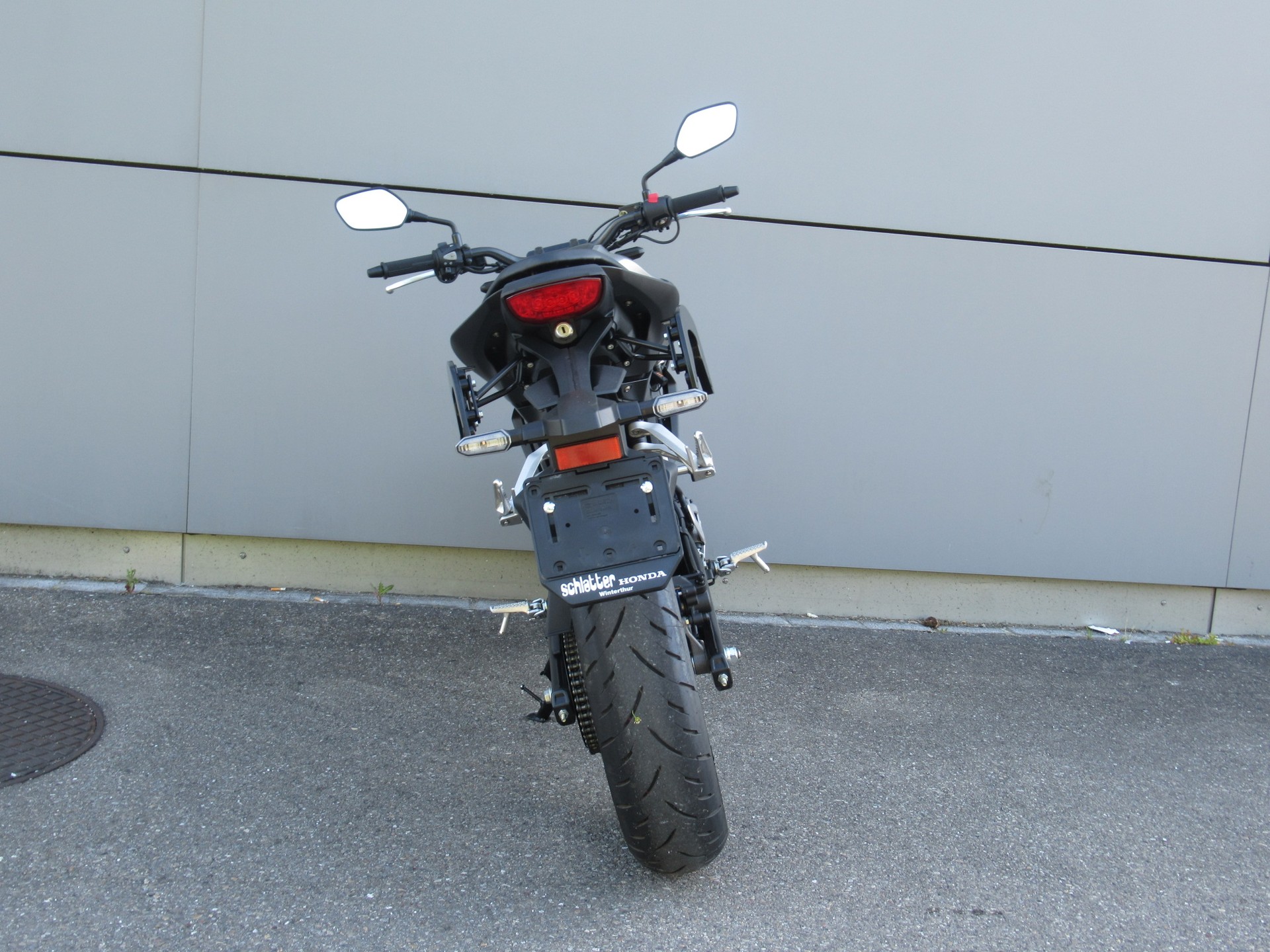 HONDA CB 125 R-showroom-element-3