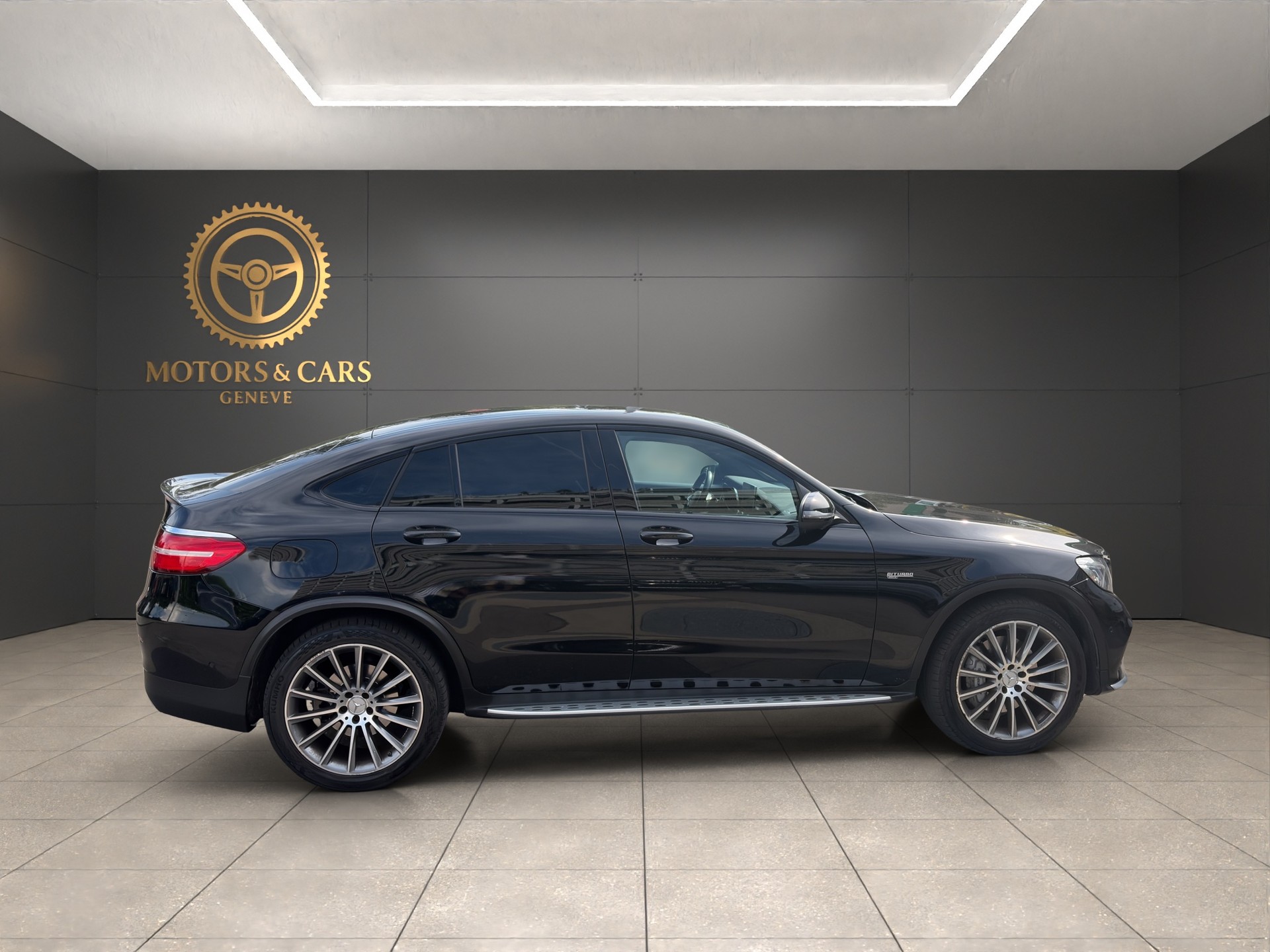 MERCEDES-BENZ GLC Coupé 43 AMG 4Matic 9G-Tronic-image-6
