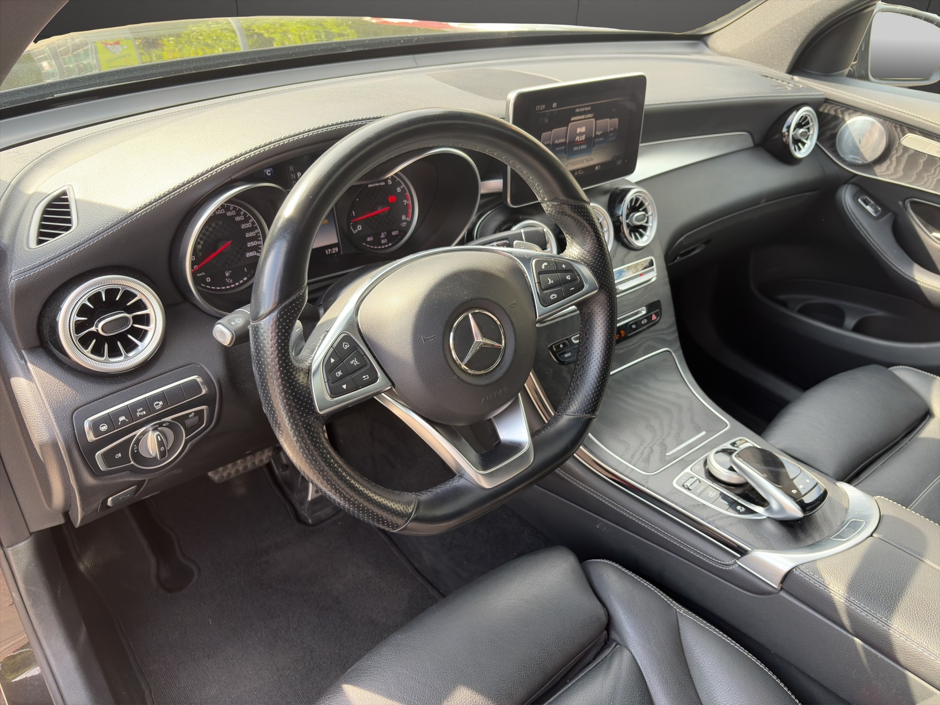 MERCEDES-BENZ GLC Coupé 43 AMG 4Matic 9G-Tronic-image-9