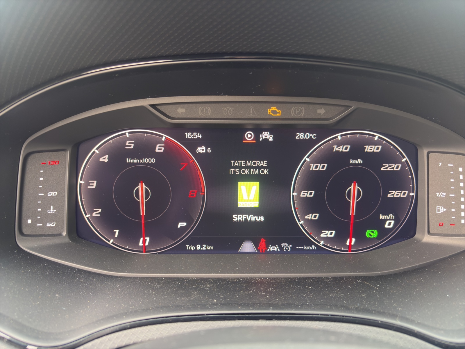SEAT Arona 1.5 TSI FR DSG-image-9