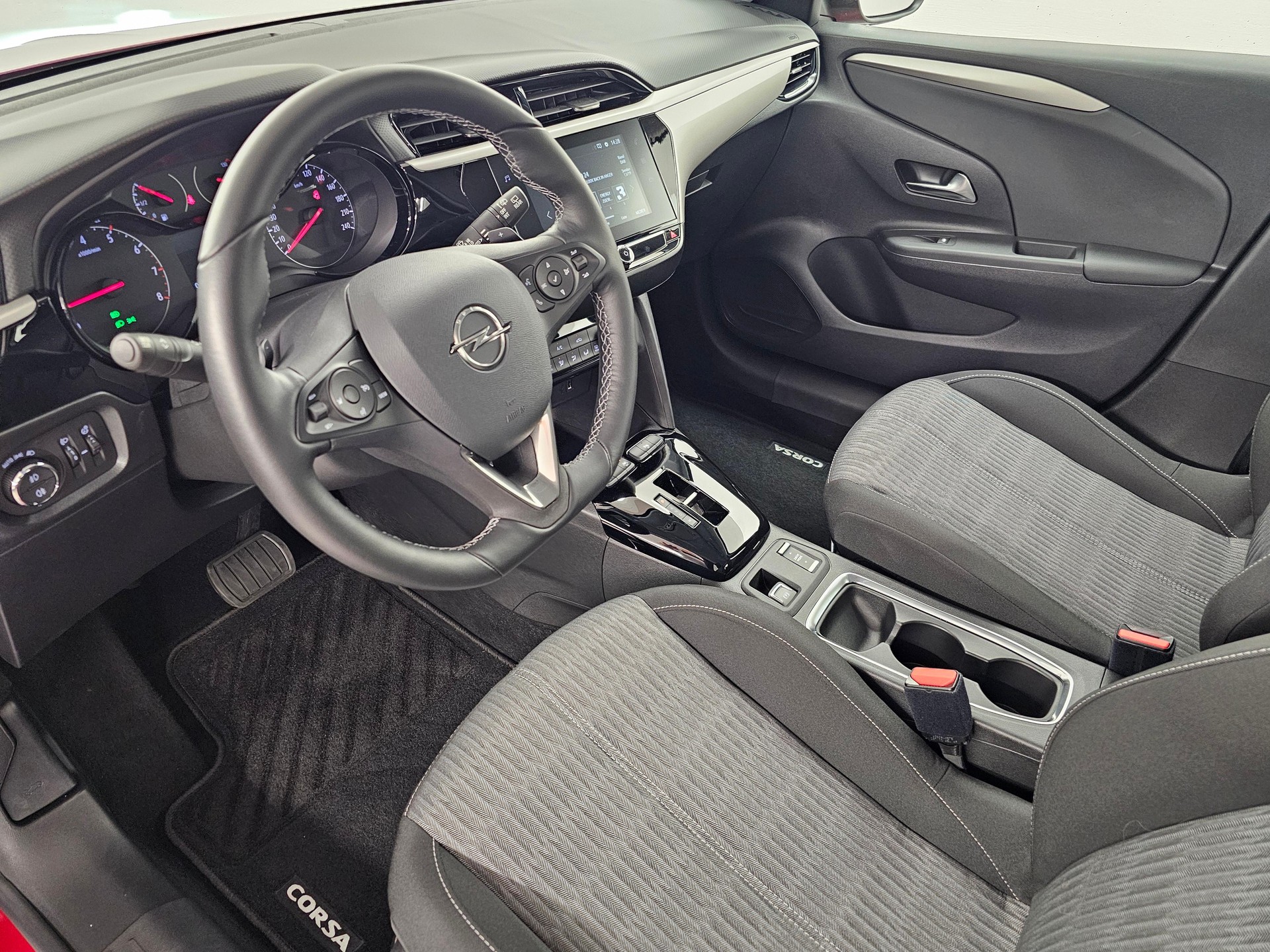 OPEL Corsa 1.2 T Edition-image-9
