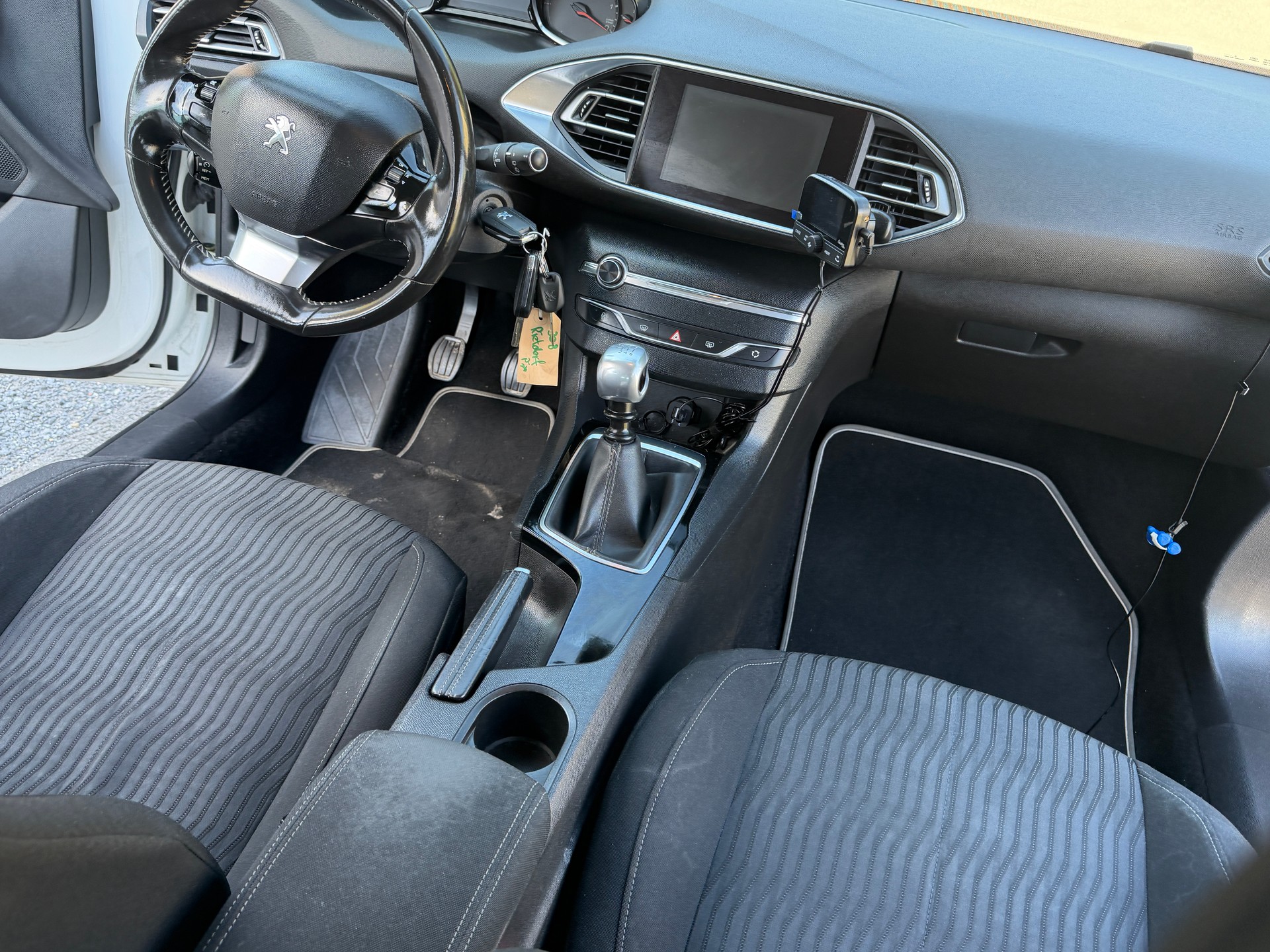 PEUGEOT 308 1.6 e-HDI Active-image-7