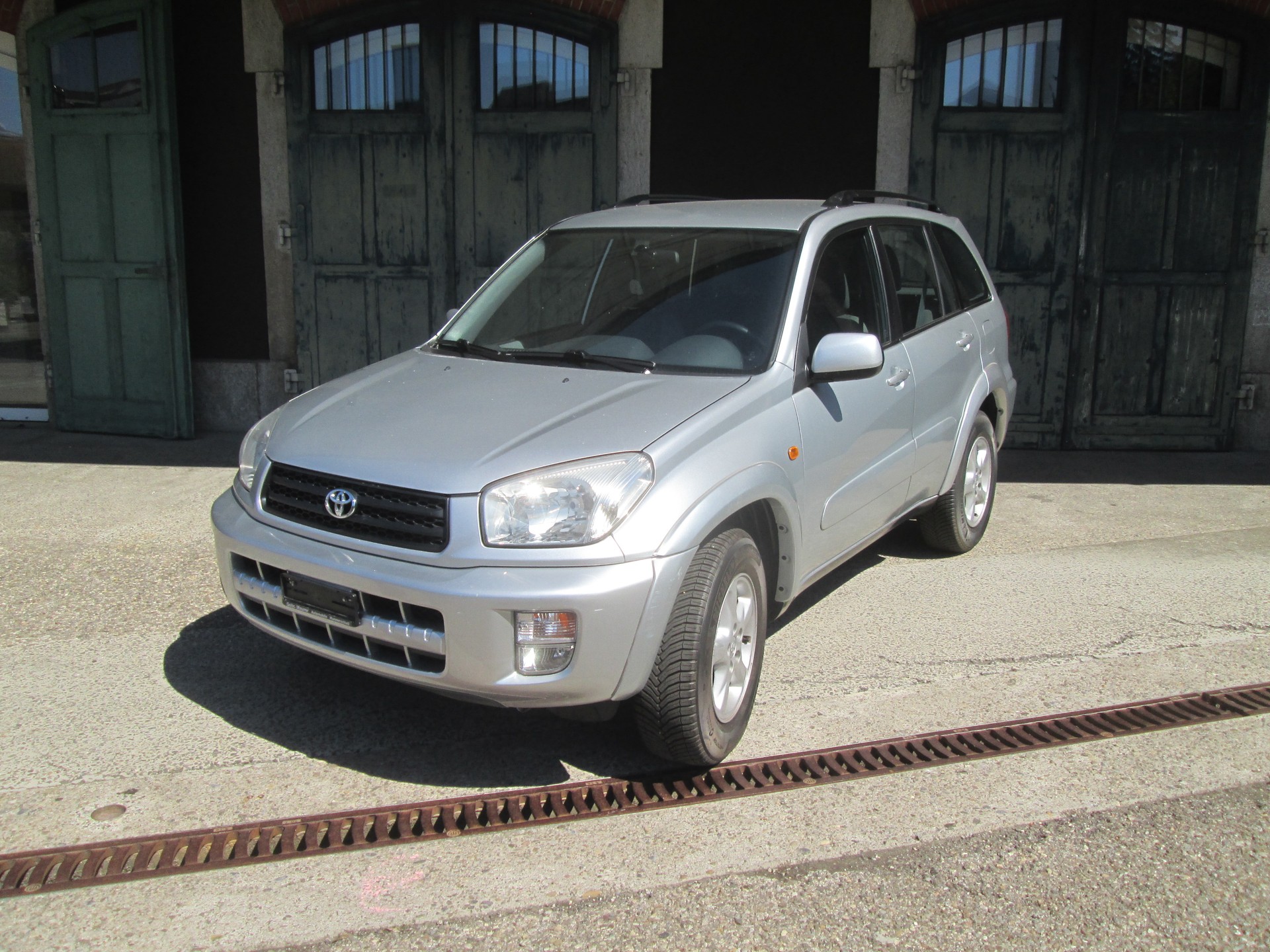 TOYOTA 2.0i-16V Linea Sol-image-0
