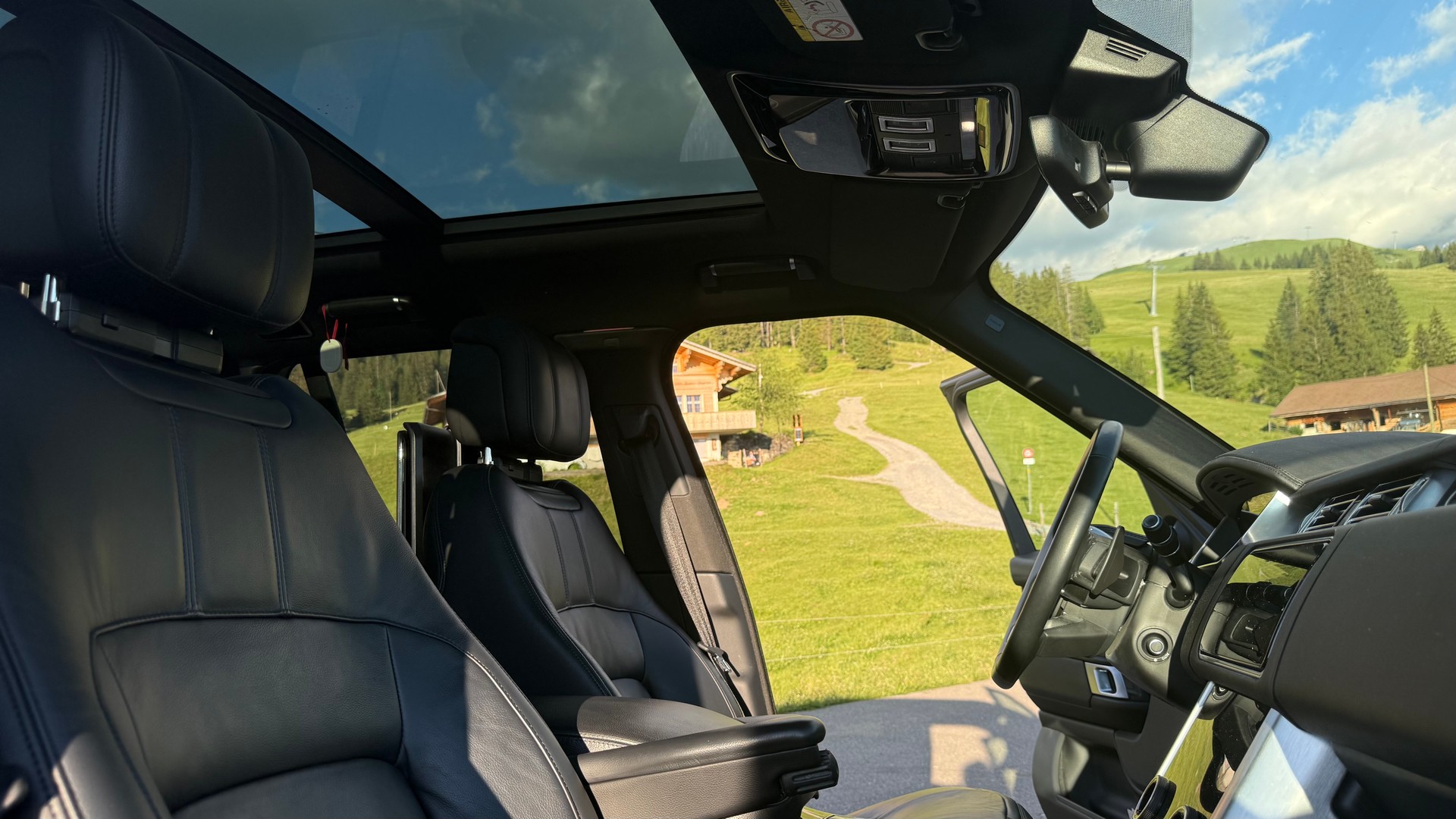 LAND ROVER 3.0 SDV6 HSE-image-10