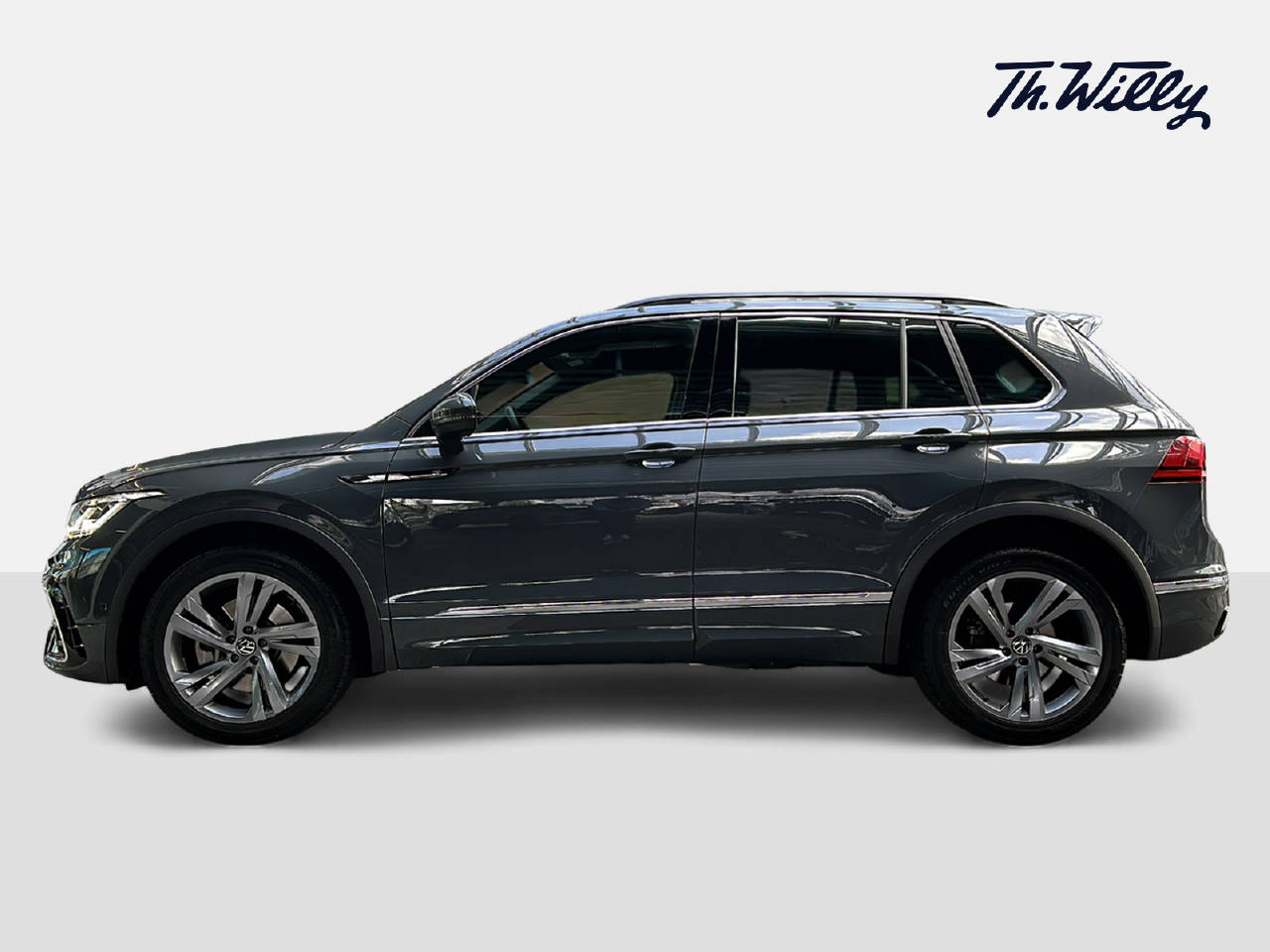 VW Tiguan 2.0 TSI R-Line DSG-image-1