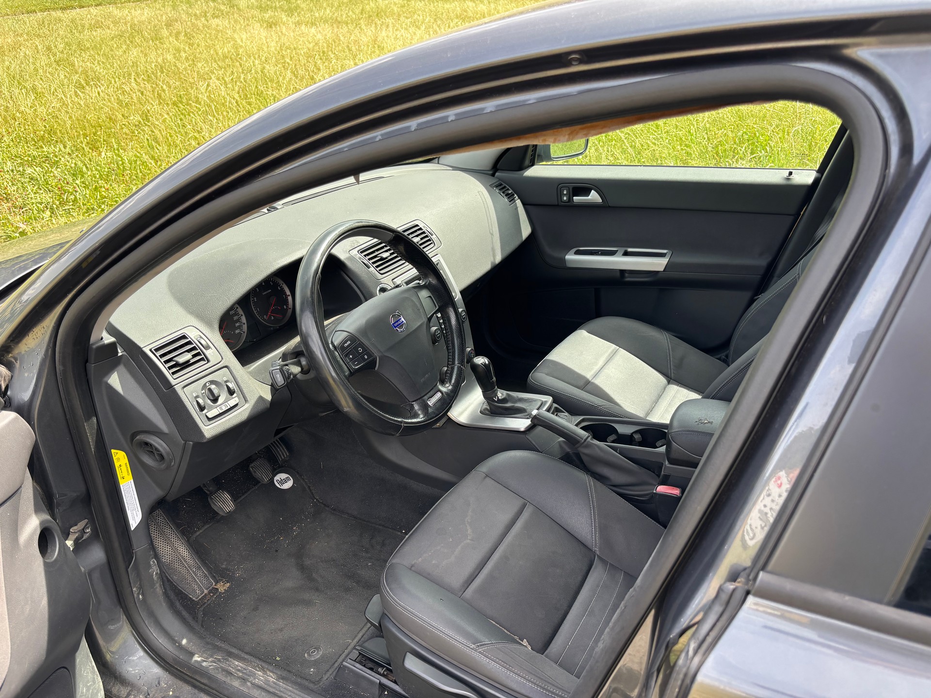 VOLVO V50 T5 Momentum-image-6