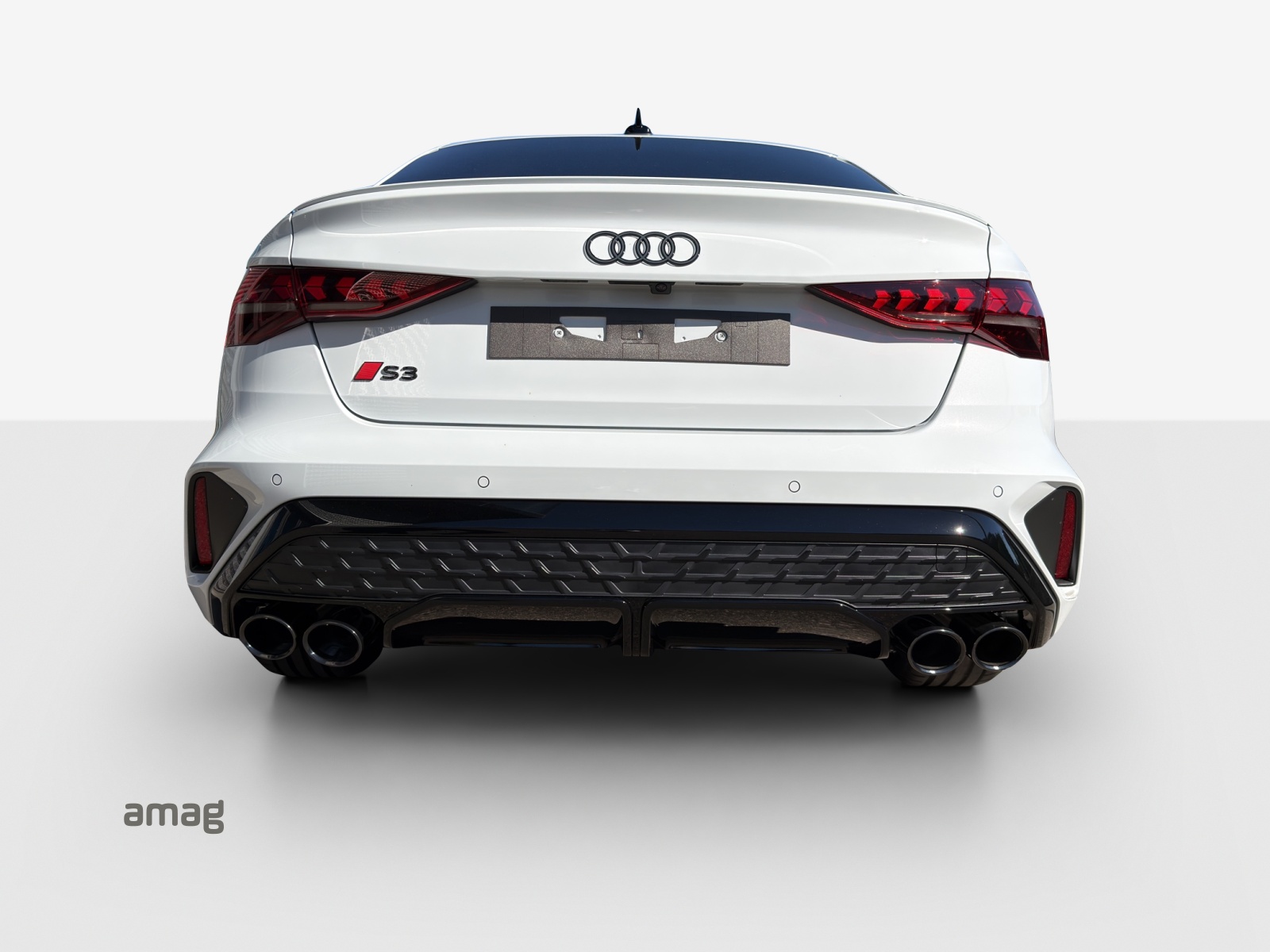 AUDI S3 Limousine TFSI quattro S-tronic-showroom-element-3