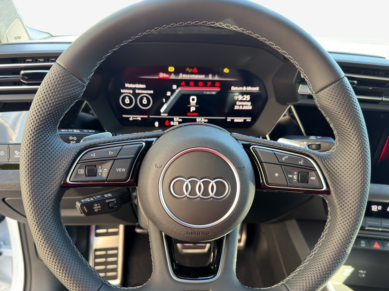 AUDI S3 Limousine TFSI quattro S-tronic-image-9