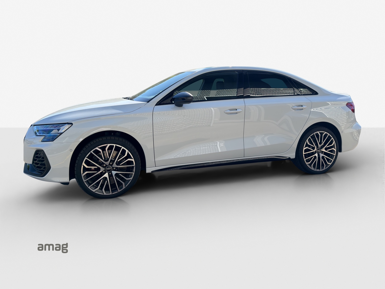 AUDI S3 Limousine TFSI quattro S-tronic-showroom-element-1