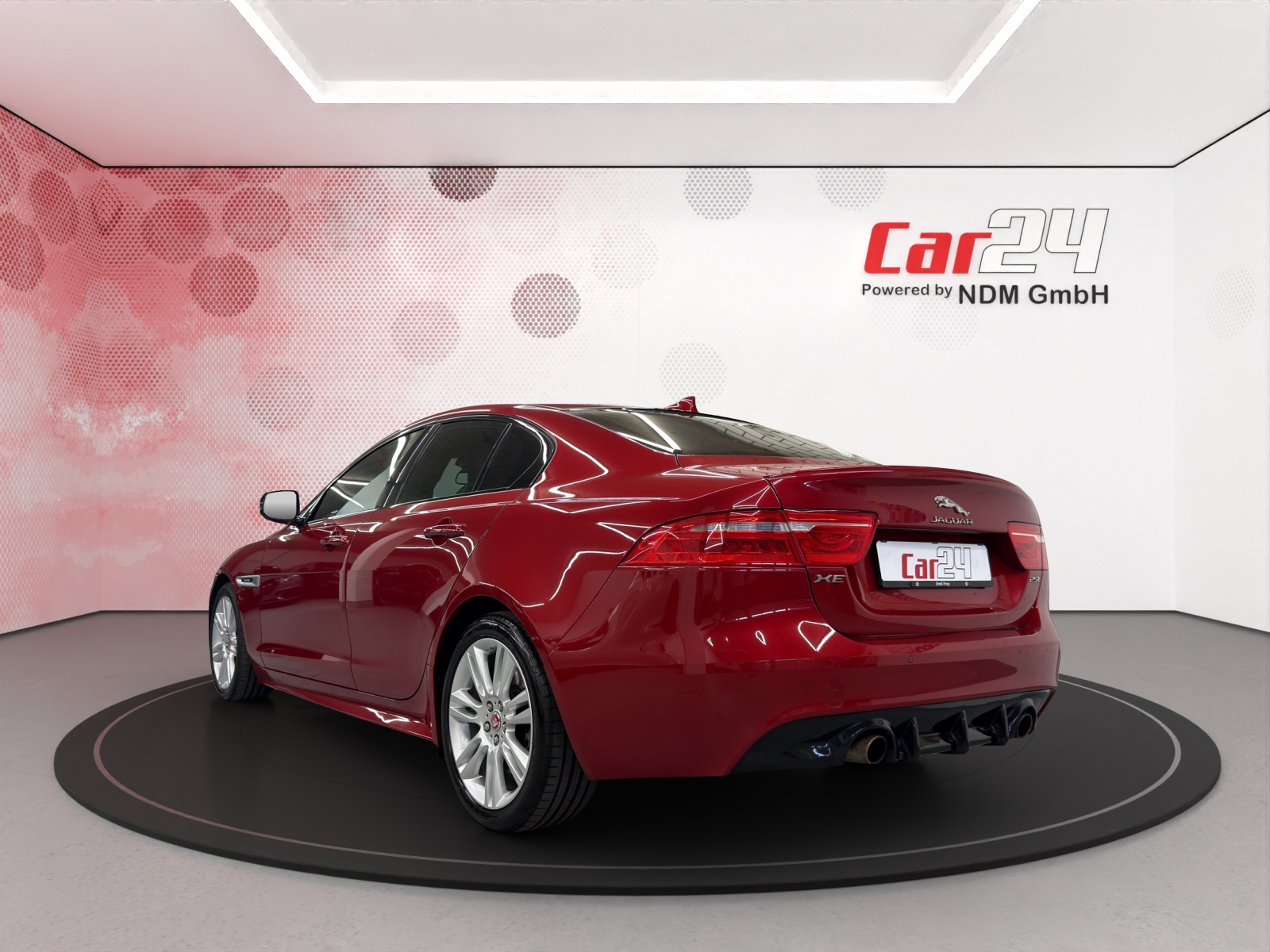JAGUAR XE 25t 2.0 Prestige Automatic-image-6