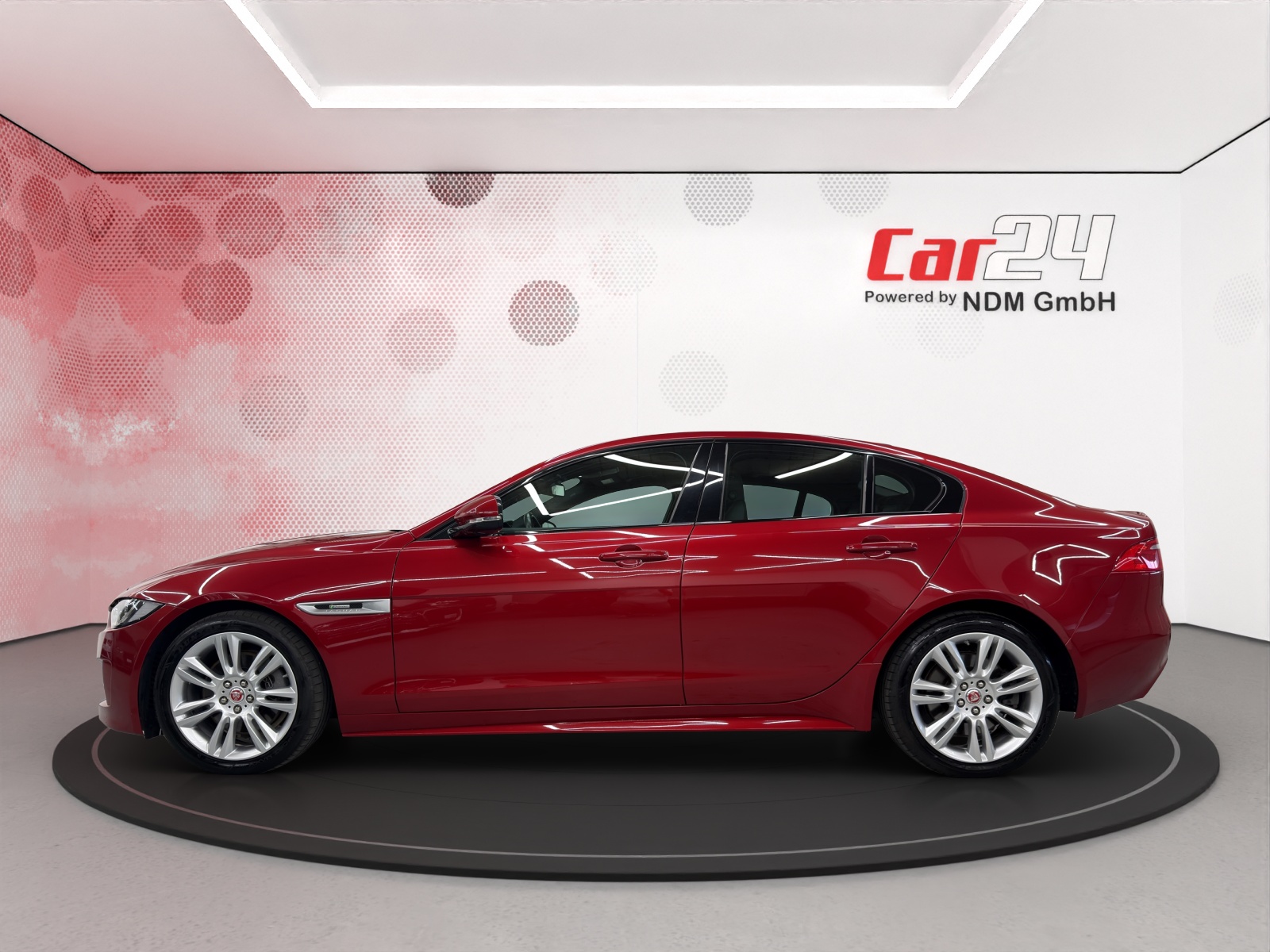 JAGUAR XE 25t 2.0 Prestige Automatic-image-7