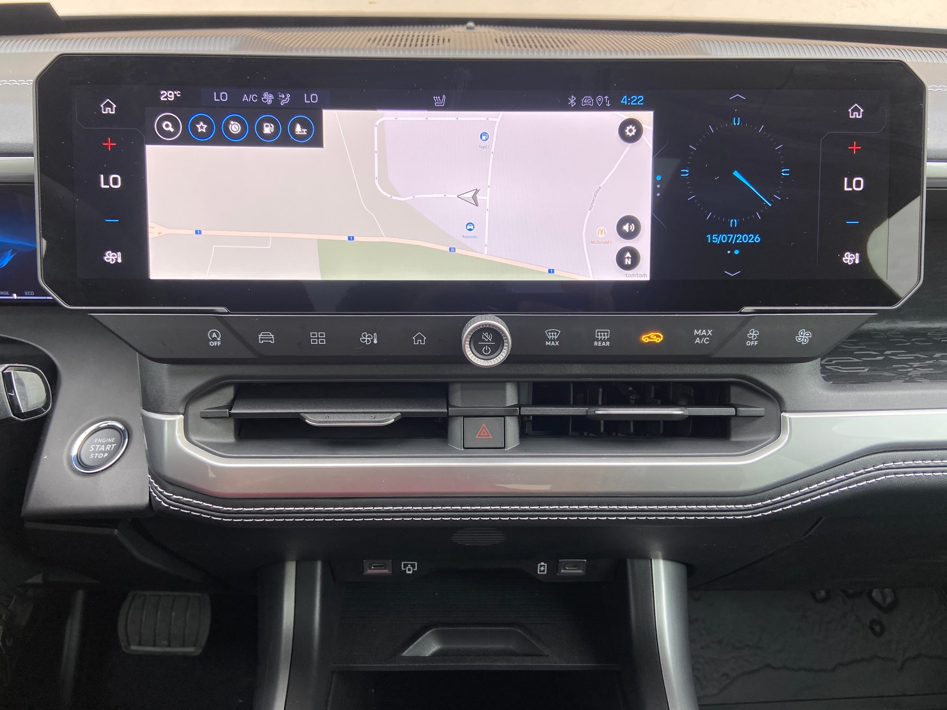JEEP Compass 1.2 T e-Hybrid Summit Premium Sky-image-15