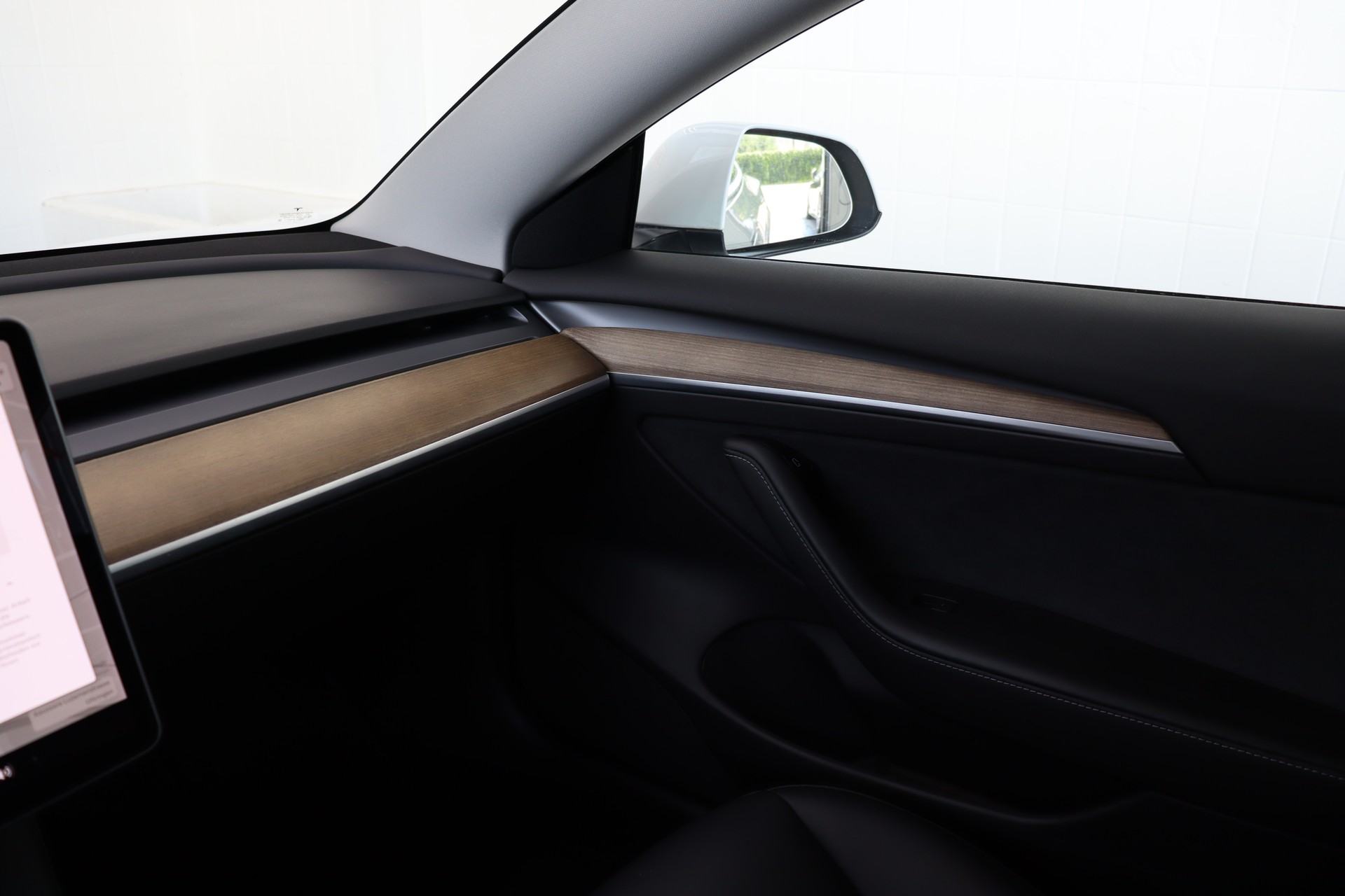 TESLA Model 3 Performance Dual Motor AWD-image-23