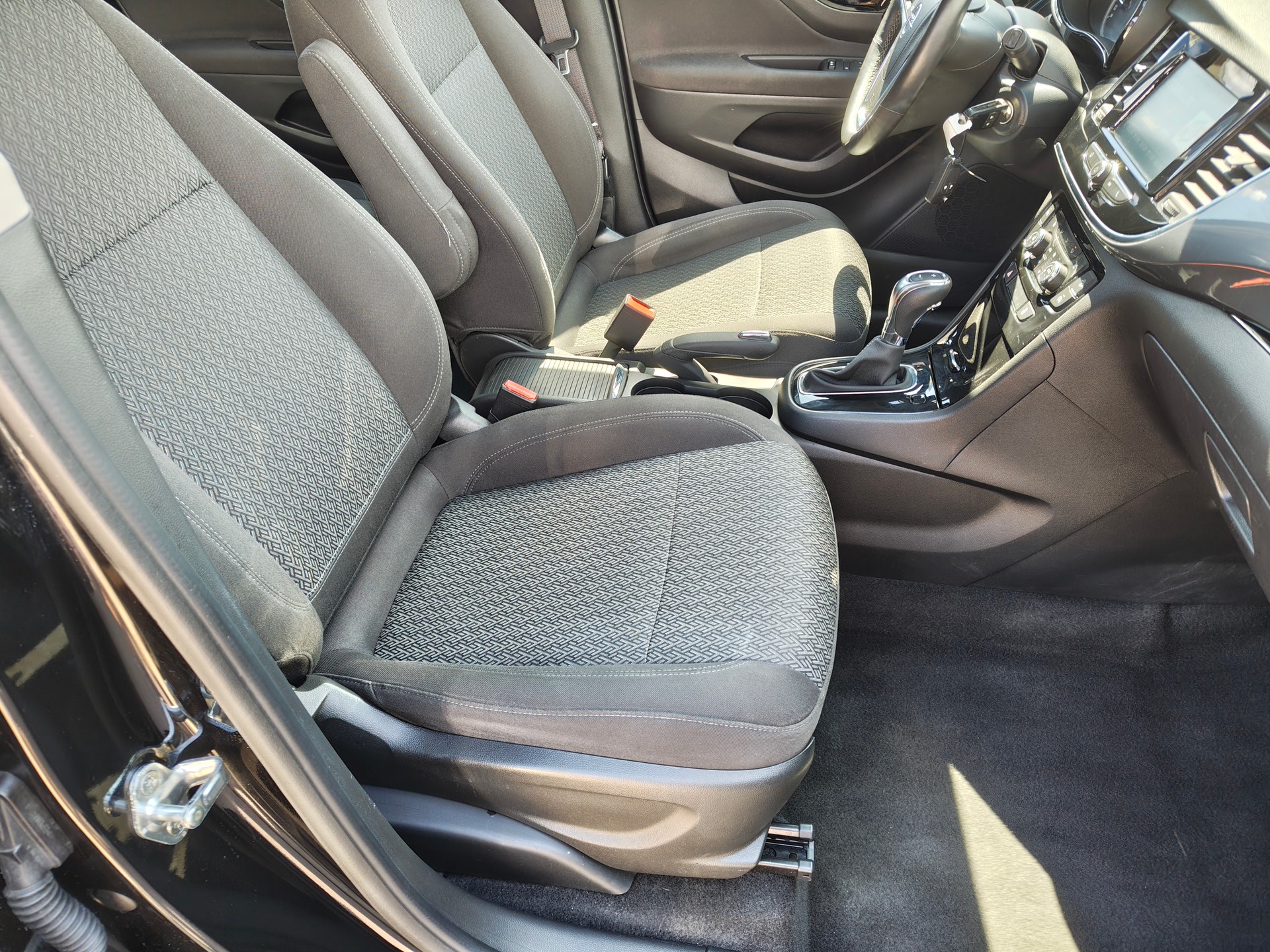OPEL Mokka X 1.4i 16V Turbo Enjoy 4WD Automatik-image-9