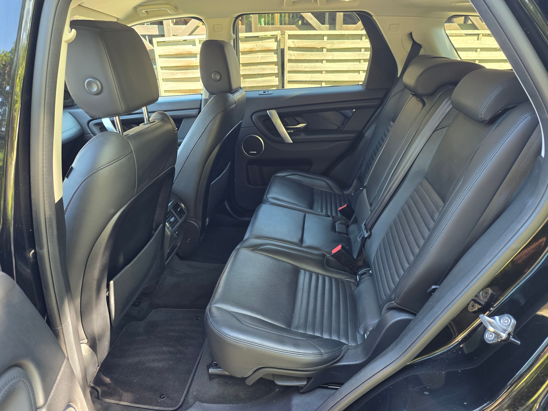 LAND ROVER Discovery Sport D180 2.0D TD4 ☆☆☆ 7 Sitze ☆☆☆ Inklusive frischer MFK ☆☆☆-image-11