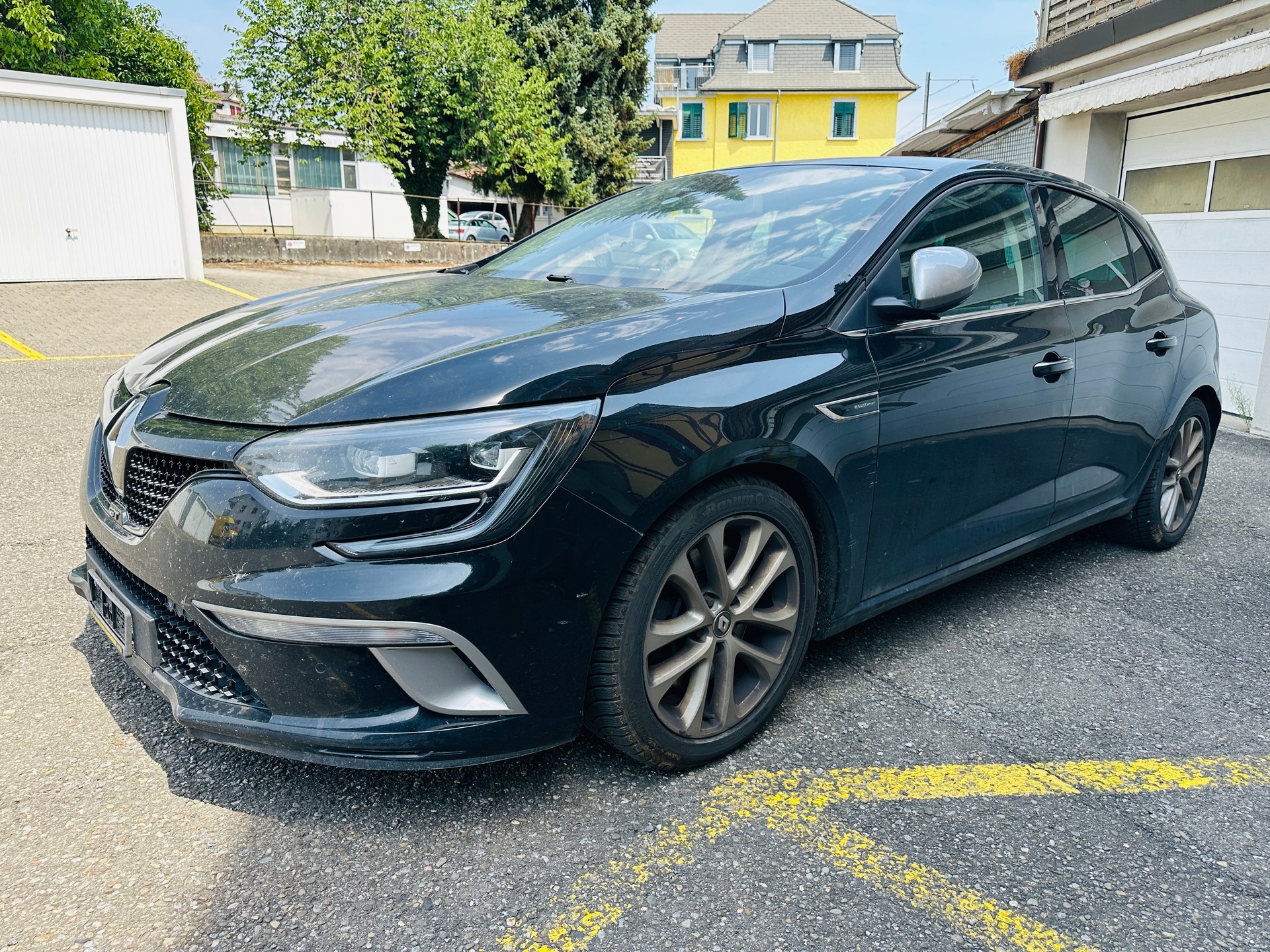 RENAULT Mégane 1.6 16V Turbo GT EDC-image-2