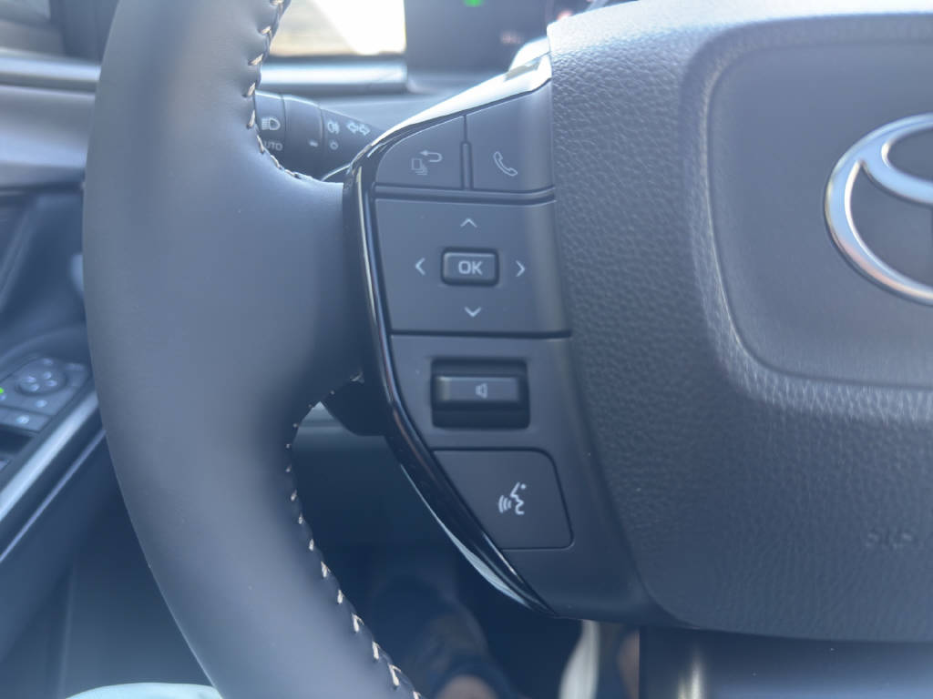 TOYOTA bZ4X Touring Premium AWD-image-6