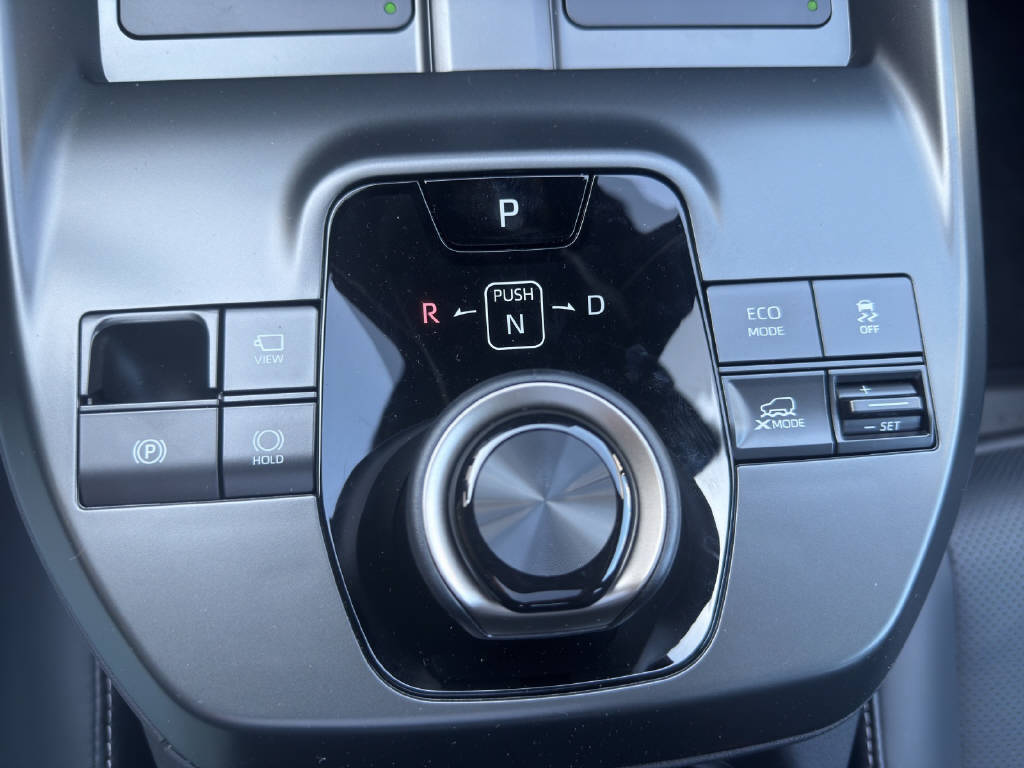 TOYOTA bZ4X Touring Premium AWD-image-12