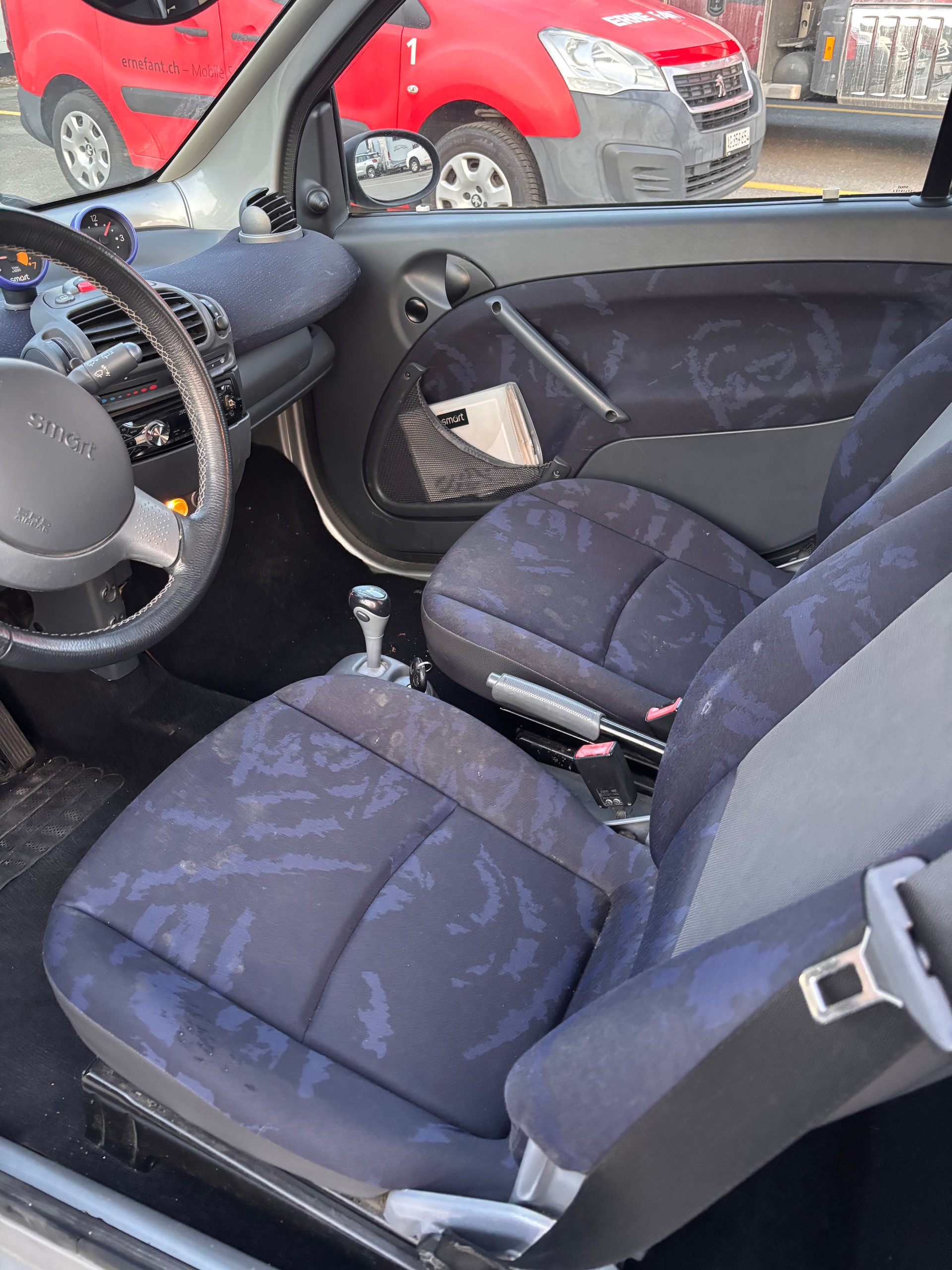 SMART fortwo creamstyle-image-5