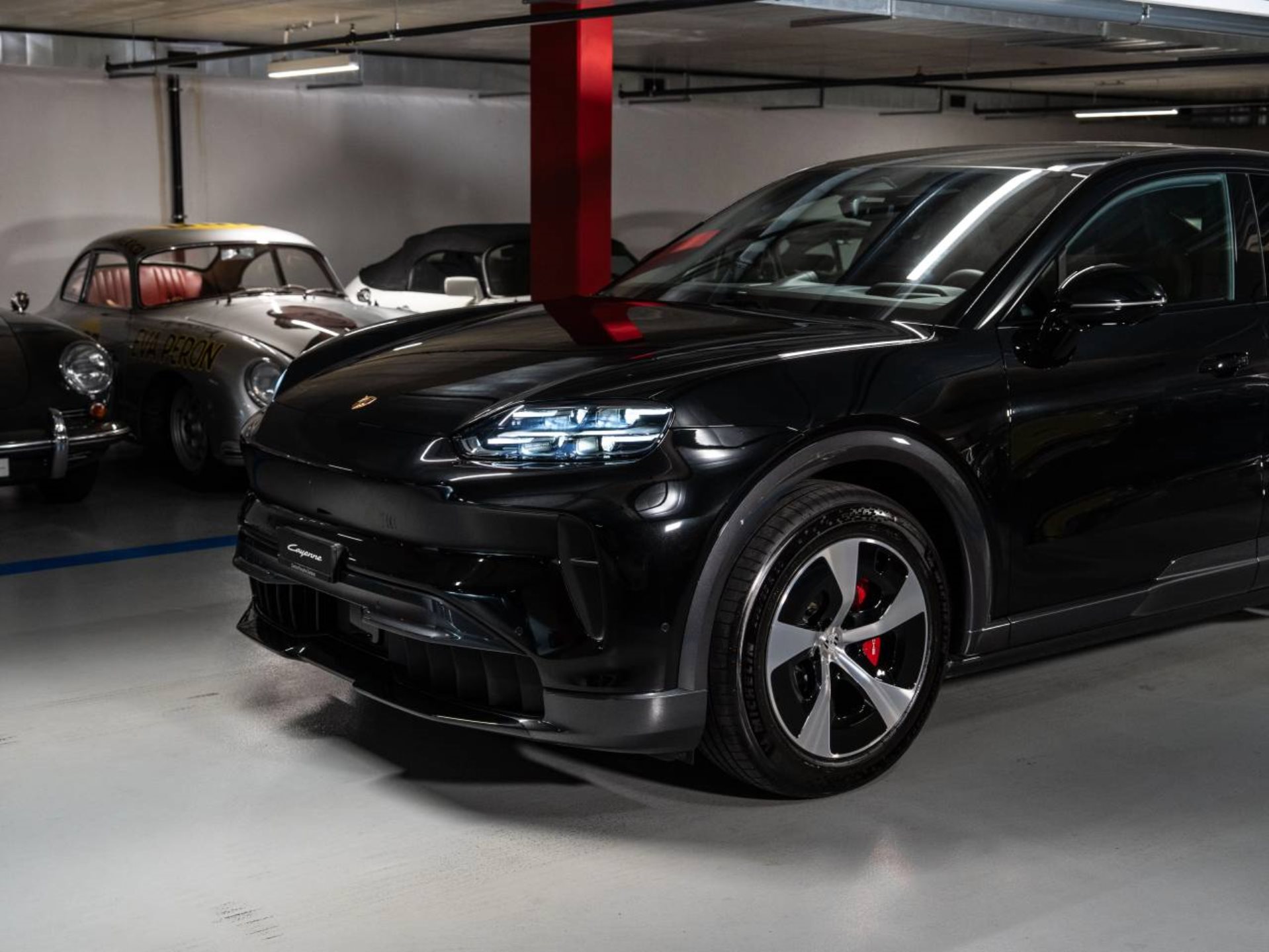 PORSCHE Cayenne S Coupé Electric-image-22