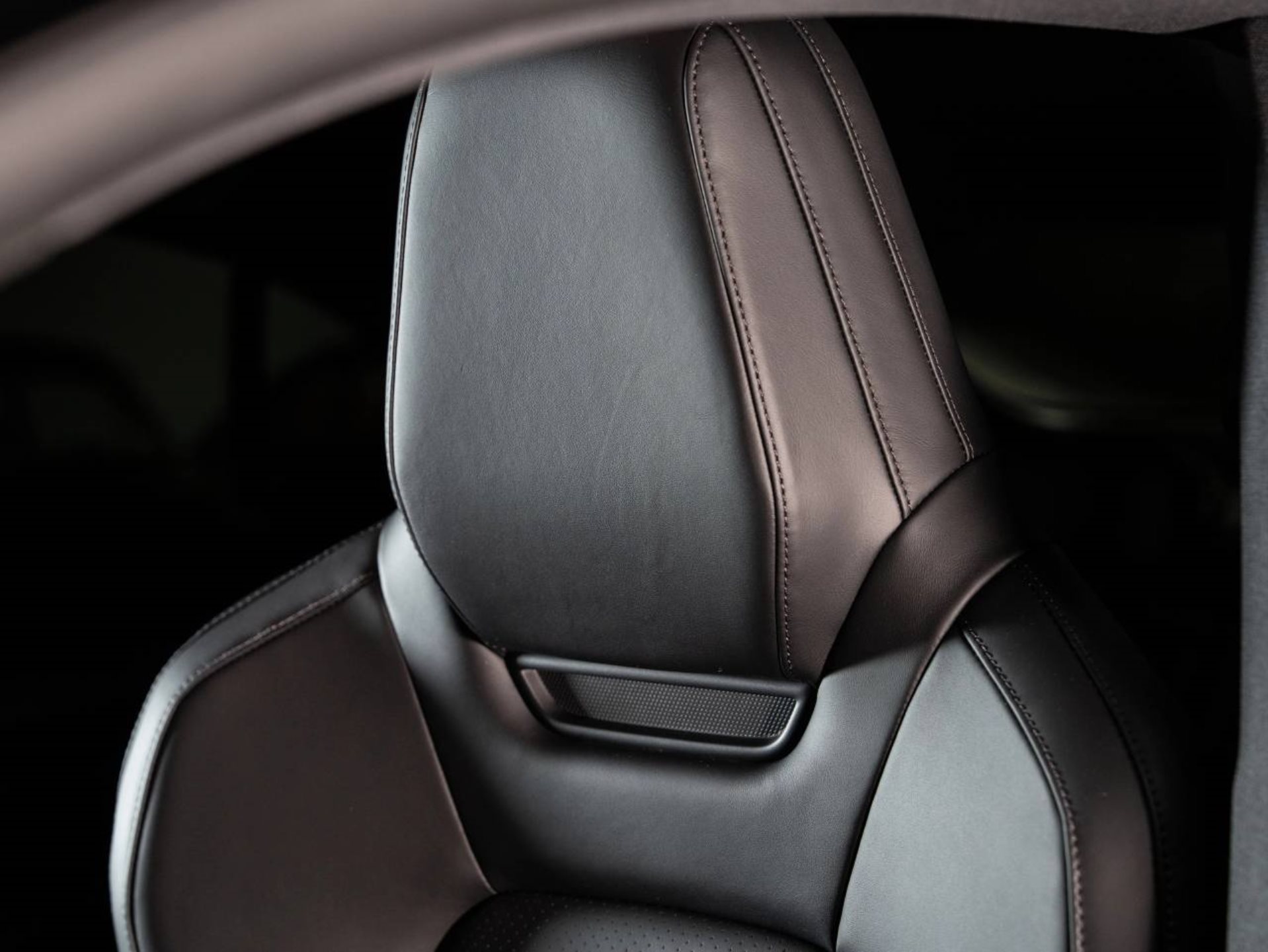 PORSCHE Cayenne S Coupé Electric-image-15